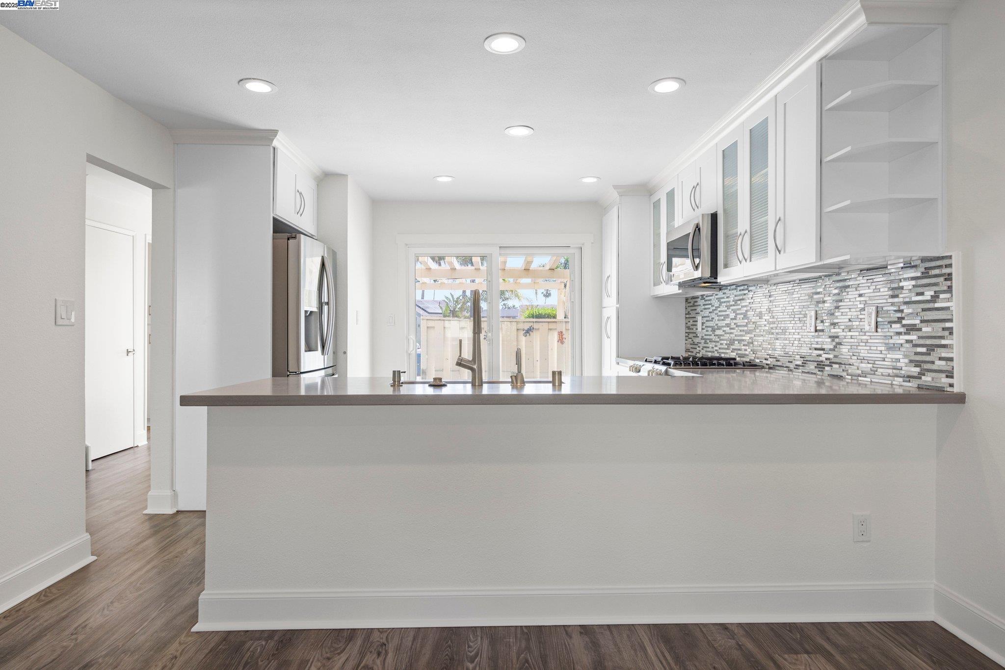 Detail Gallery Image 13 of 36 For 1257 Marina Circle, Discovery Bay,  CA 94505-9482 - 3 Beds | 2/1 Baths