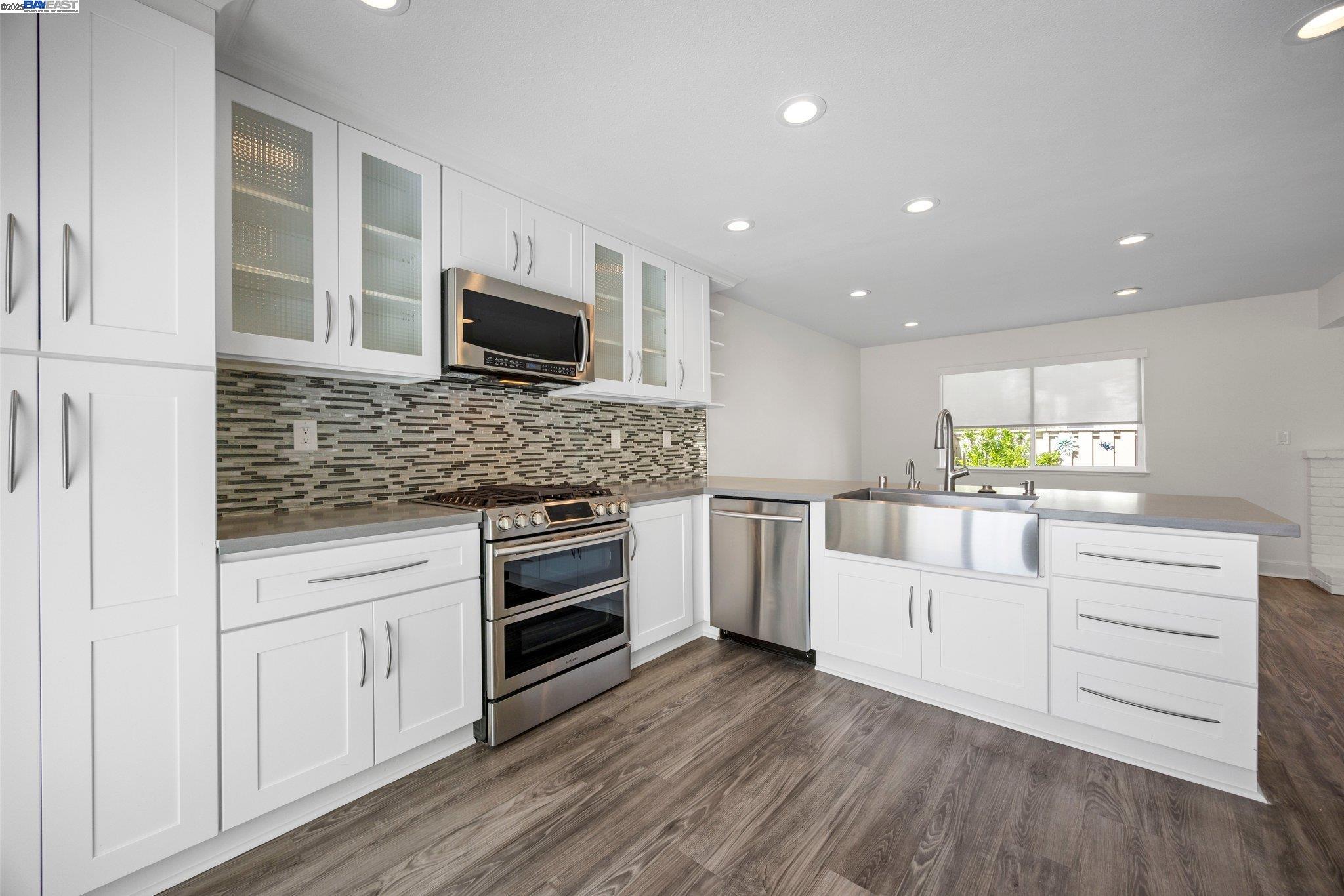 Detail Gallery Image 14 of 36 For 1257 Marina Circle, Discovery Bay,  CA 94505-9482 - 3 Beds | 2/1 Baths