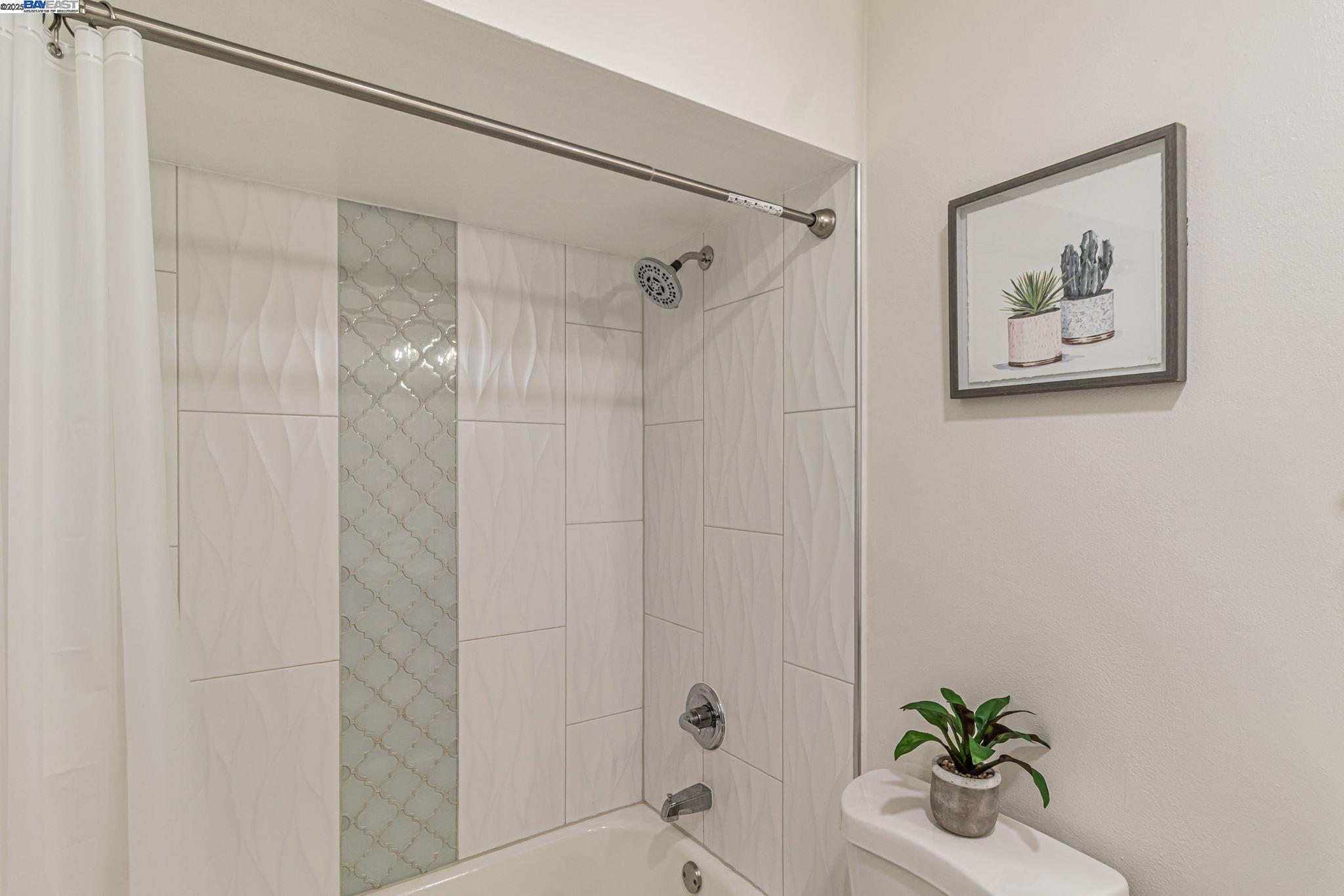 Detail Gallery Image 22 of 39 For 215 Red Oak Dr #C,  Sunnyvale,  CA 94086 - 2 Beds | 1 Baths