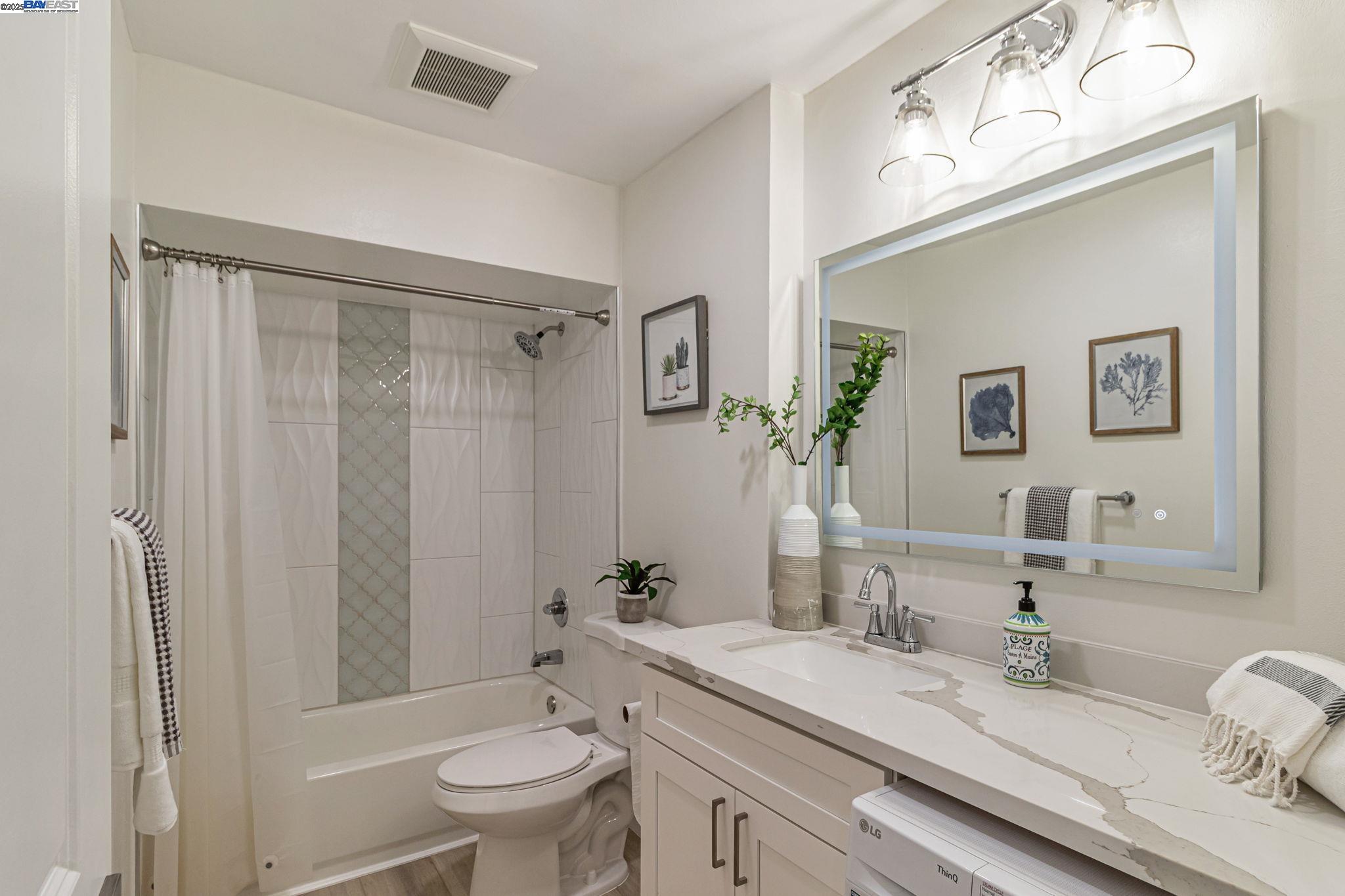 Detail Gallery Image 24 of 39 For 215 Red Oak Dr #C,  Sunnyvale,  CA 94086 - 2 Beds | 1 Baths