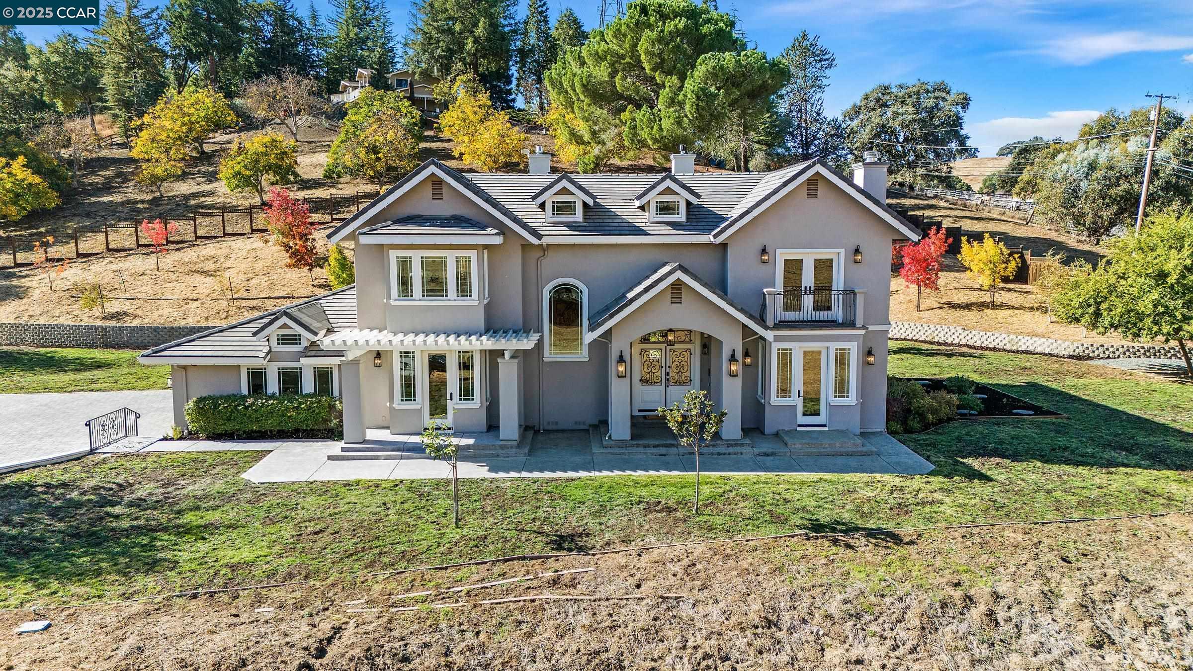 Detail Gallery Image 1 of 60 For 2495 Reliez Valley Rd, Martinez,  CA 94553 - 4 Beds | 3 Baths