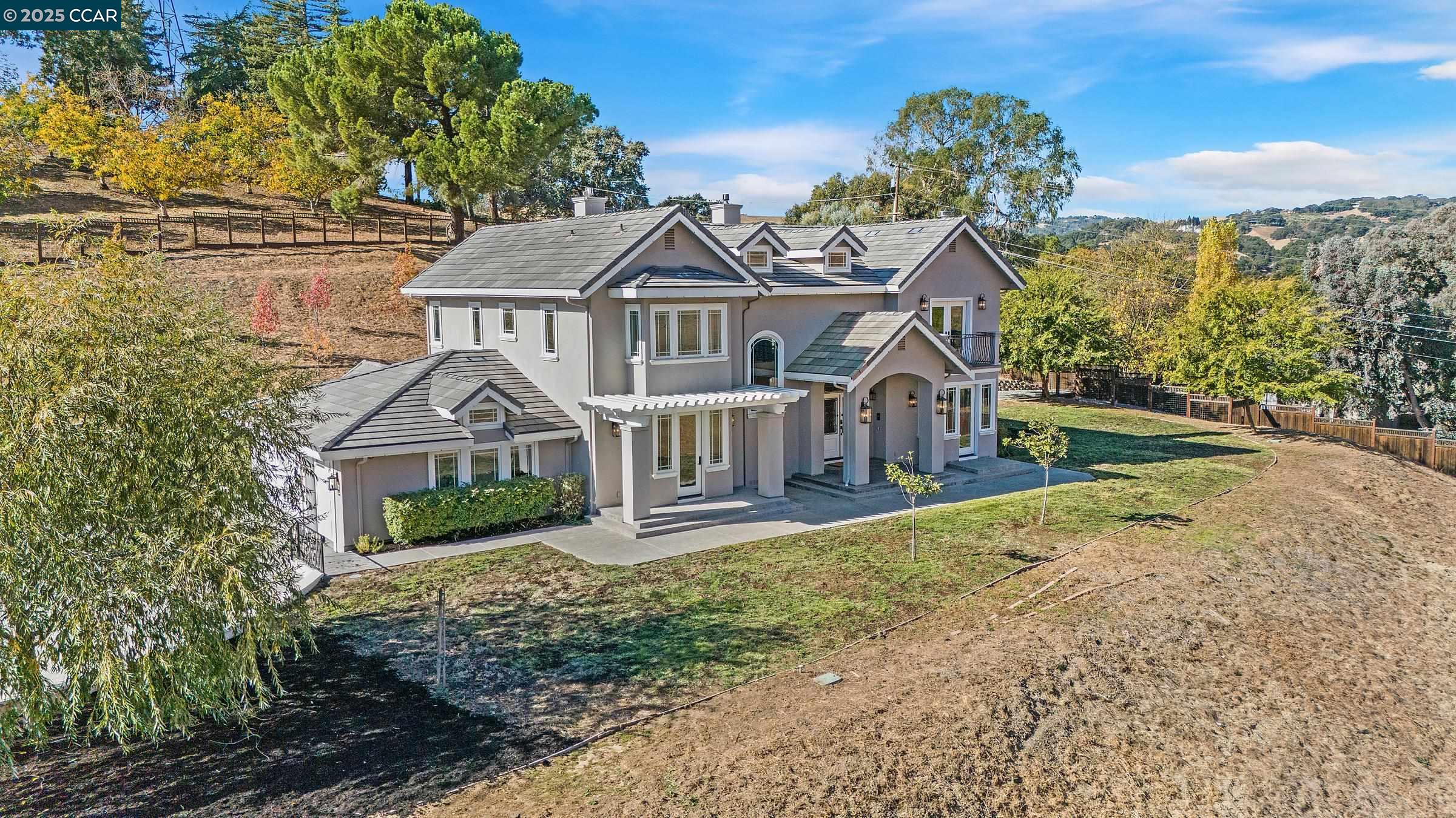 Detail Gallery Image 2 of 60 For 2495 Reliez Valley Rd, Martinez,  CA 94553 - 4 Beds | 3 Baths