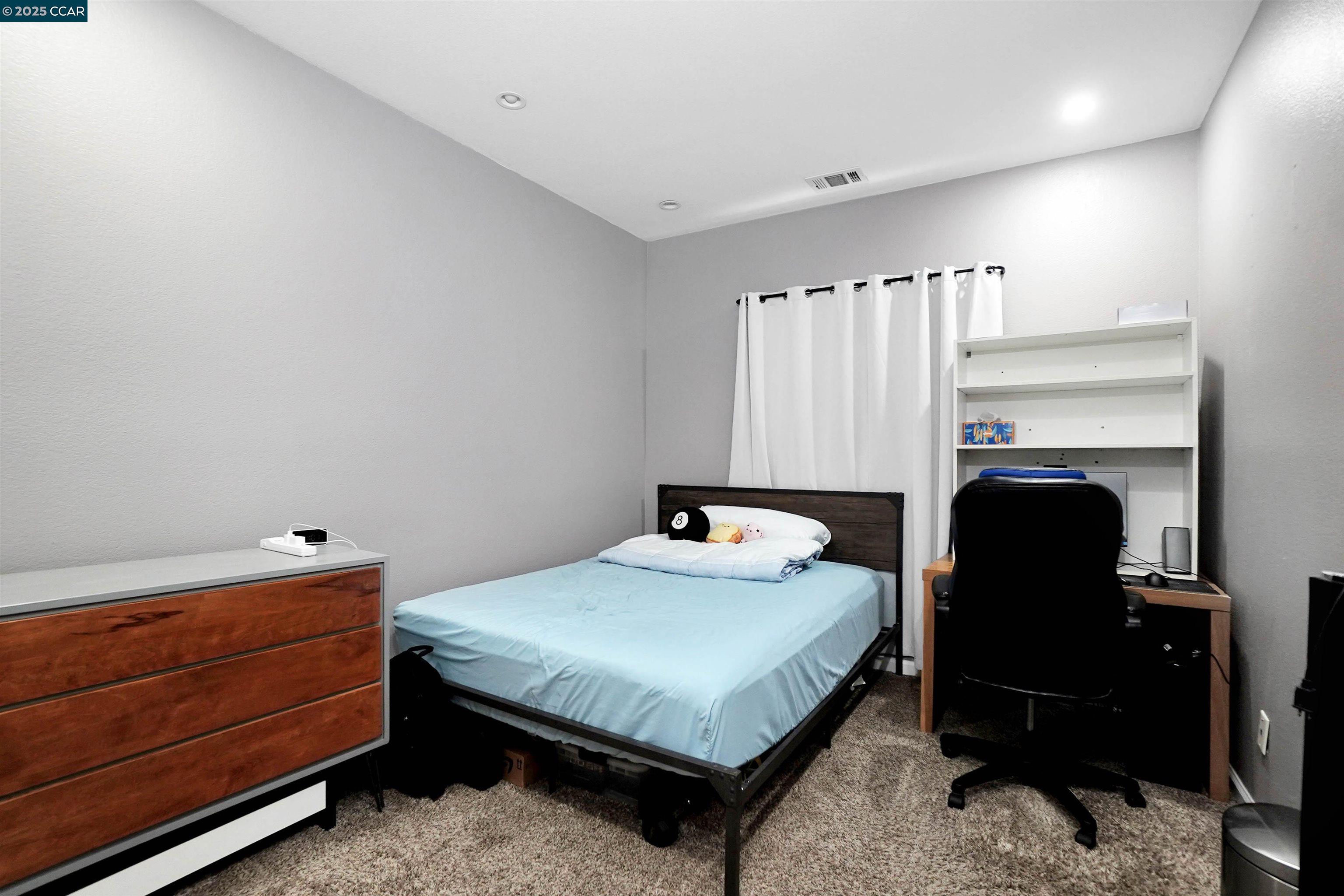 Detail Gallery Image 23 of 44 For 115 Montevino Ct, Oakley,  CA 94561 - 5 Beds | 3 Baths