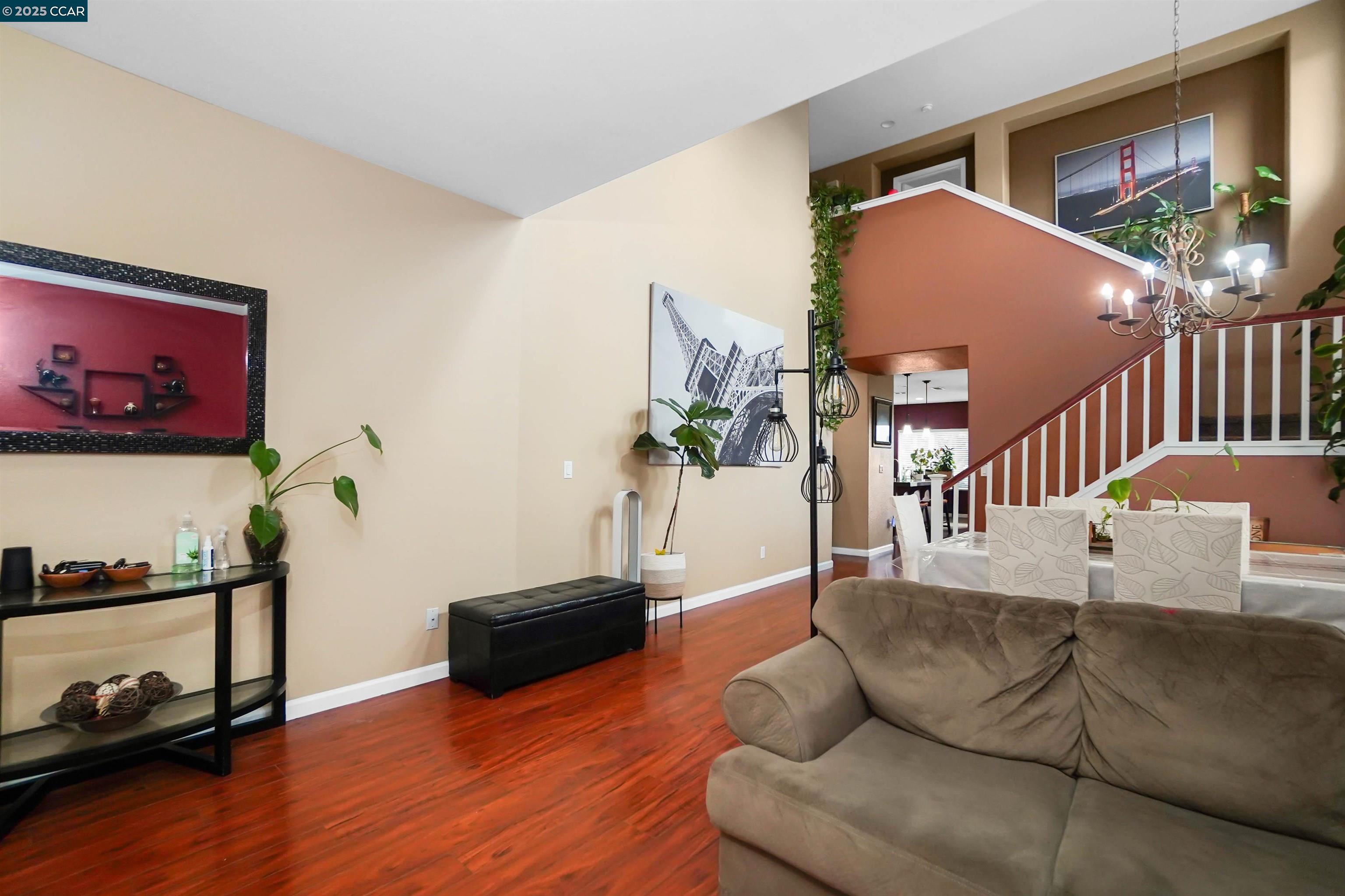 Detail Gallery Image 7 of 44 For 115 Montevino Ct, Oakley,  CA 94561 - 5 Beds | 3 Baths