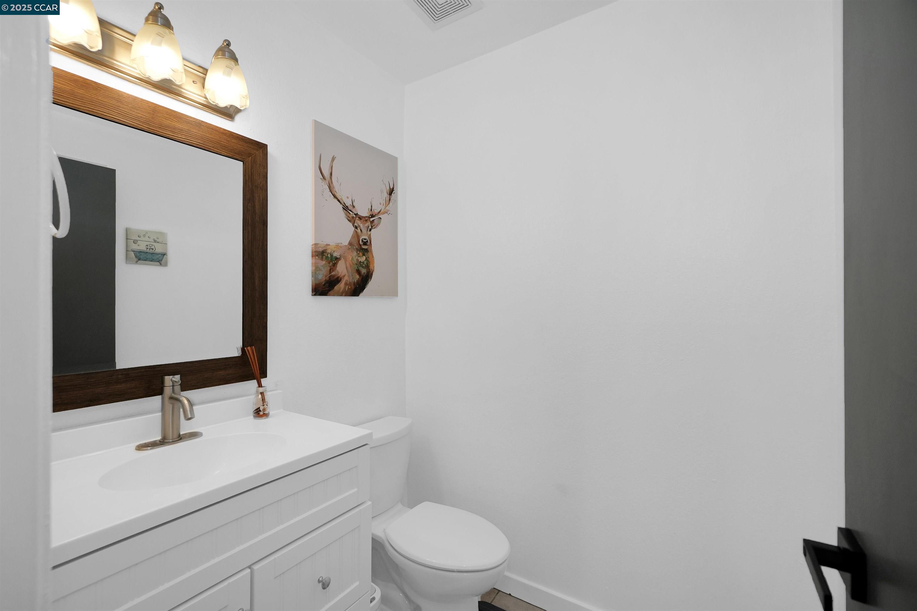 Detail Gallery Image 23 of 48 For 185 Woodridge Cir, Vacaville,  CA 95687 - 4 Beds | 2/1 Baths