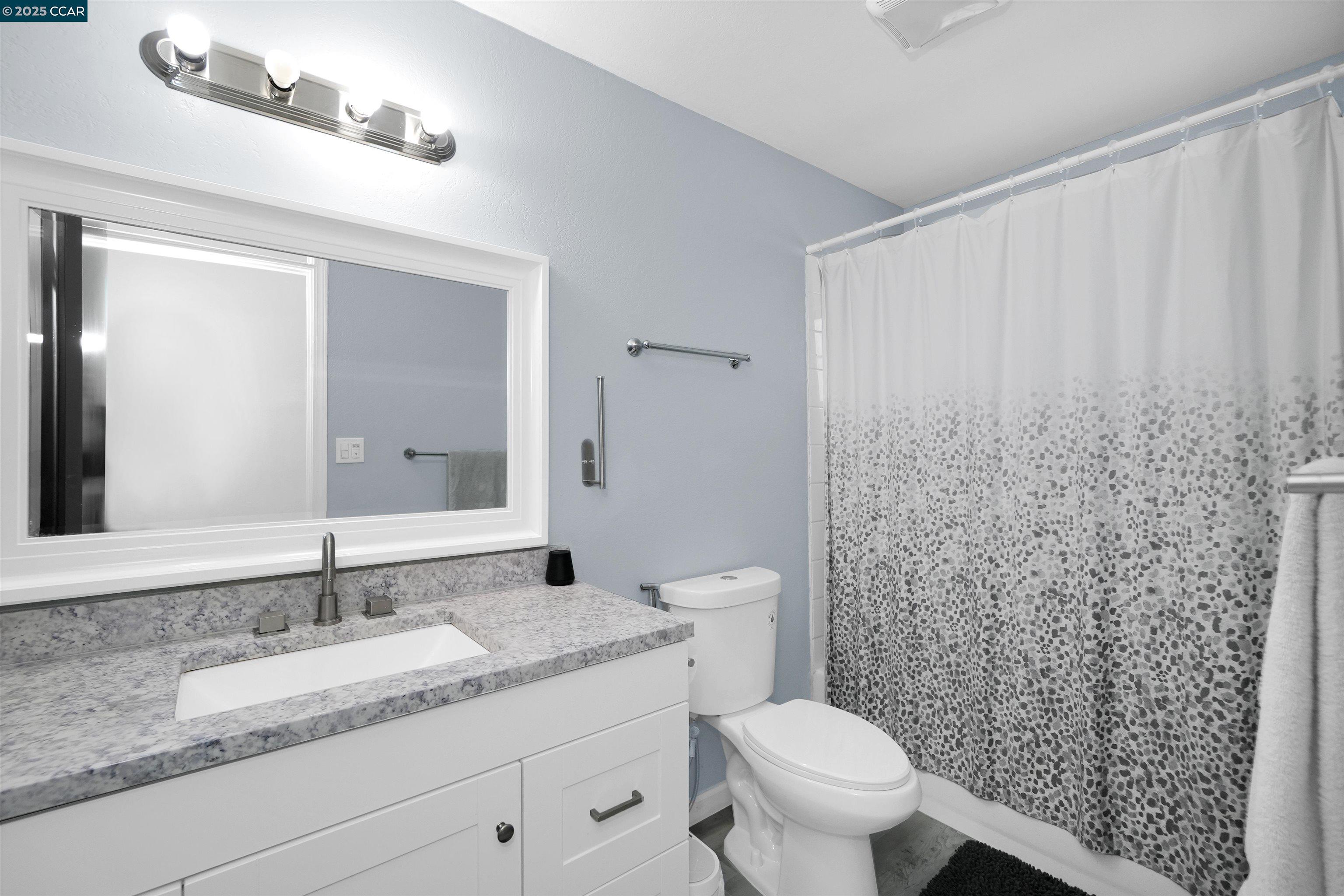 Detail Gallery Image 31 of 48 For 185 Woodridge Cir, Vacaville,  CA 95687 - 4 Beds | 2/1 Baths