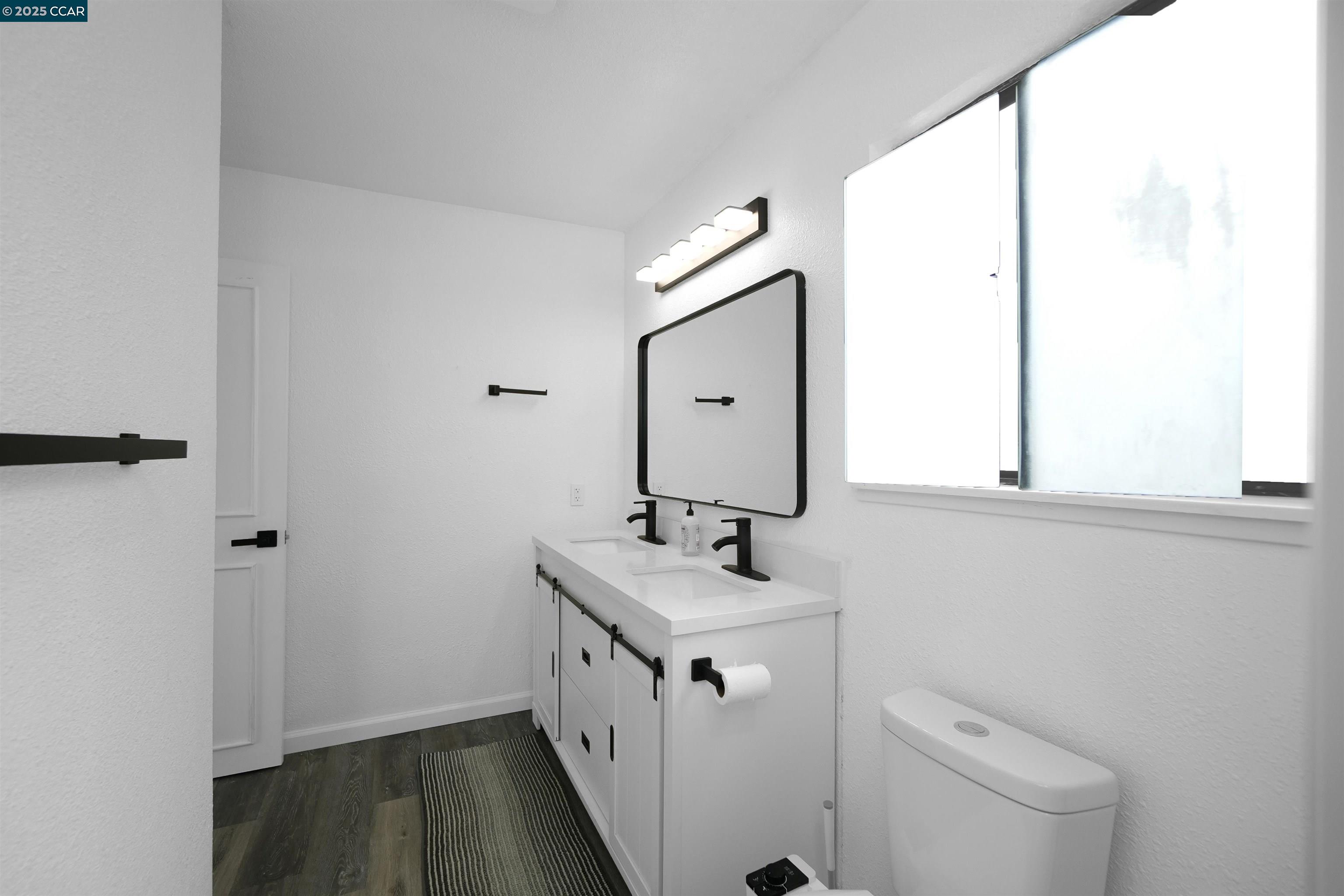 Detail Gallery Image 36 of 48 For 185 Woodridge Cir, Vacaville,  CA 95687 - 4 Beds | 2/1 Baths