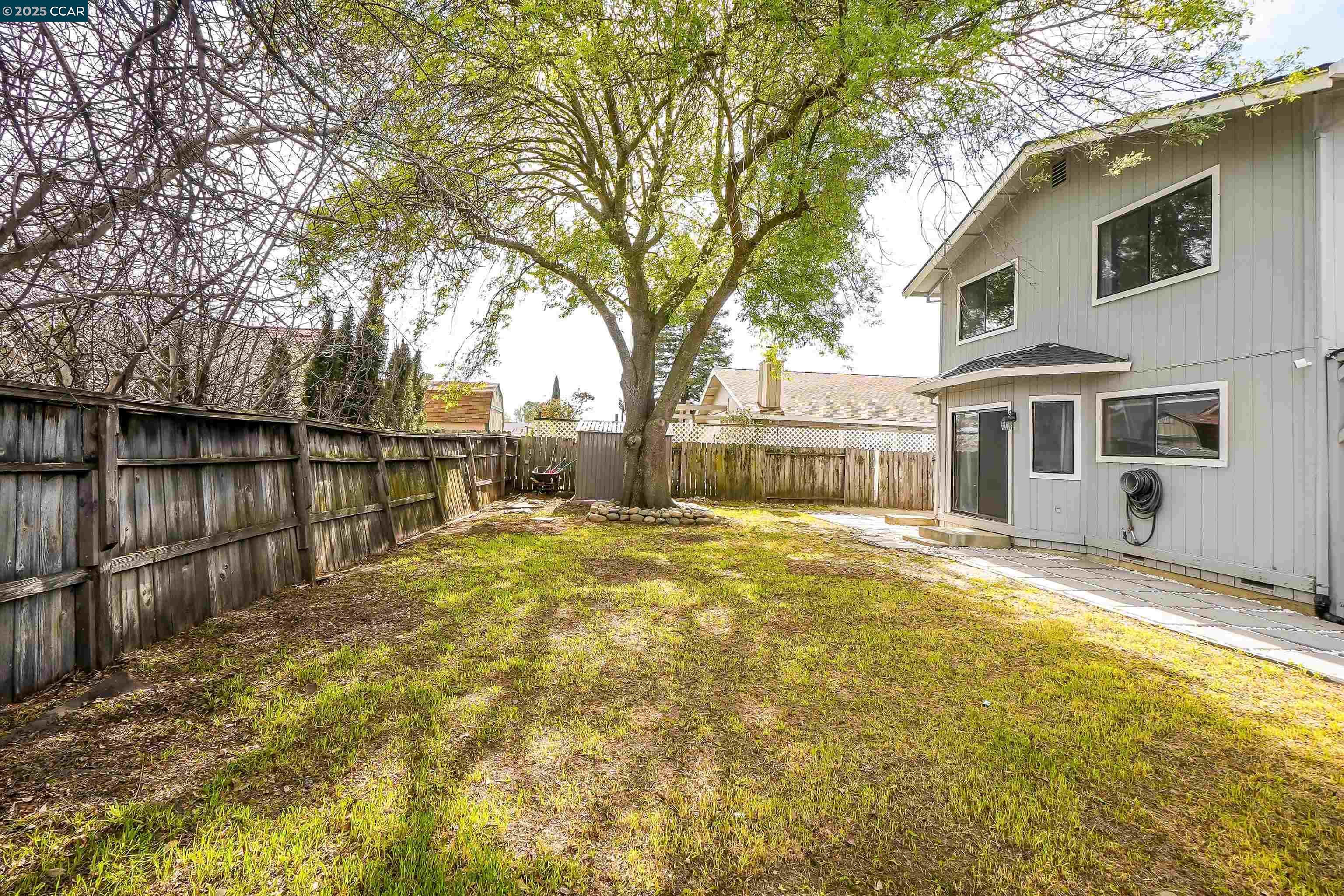 Detail Gallery Image 39 of 48 For 185 Woodridge Cir, Vacaville,  CA 95687 - 4 Beds | 2/1 Baths