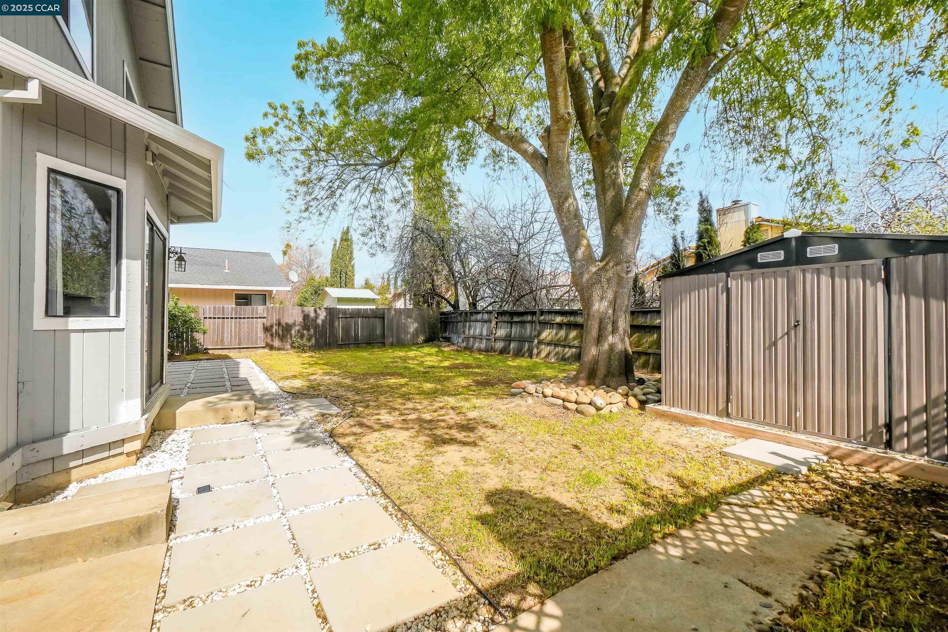 Detail Gallery Image 43 of 48 For 185 Woodridge Cir, Vacaville,  CA 95687 - 4 Beds | 2/1 Baths