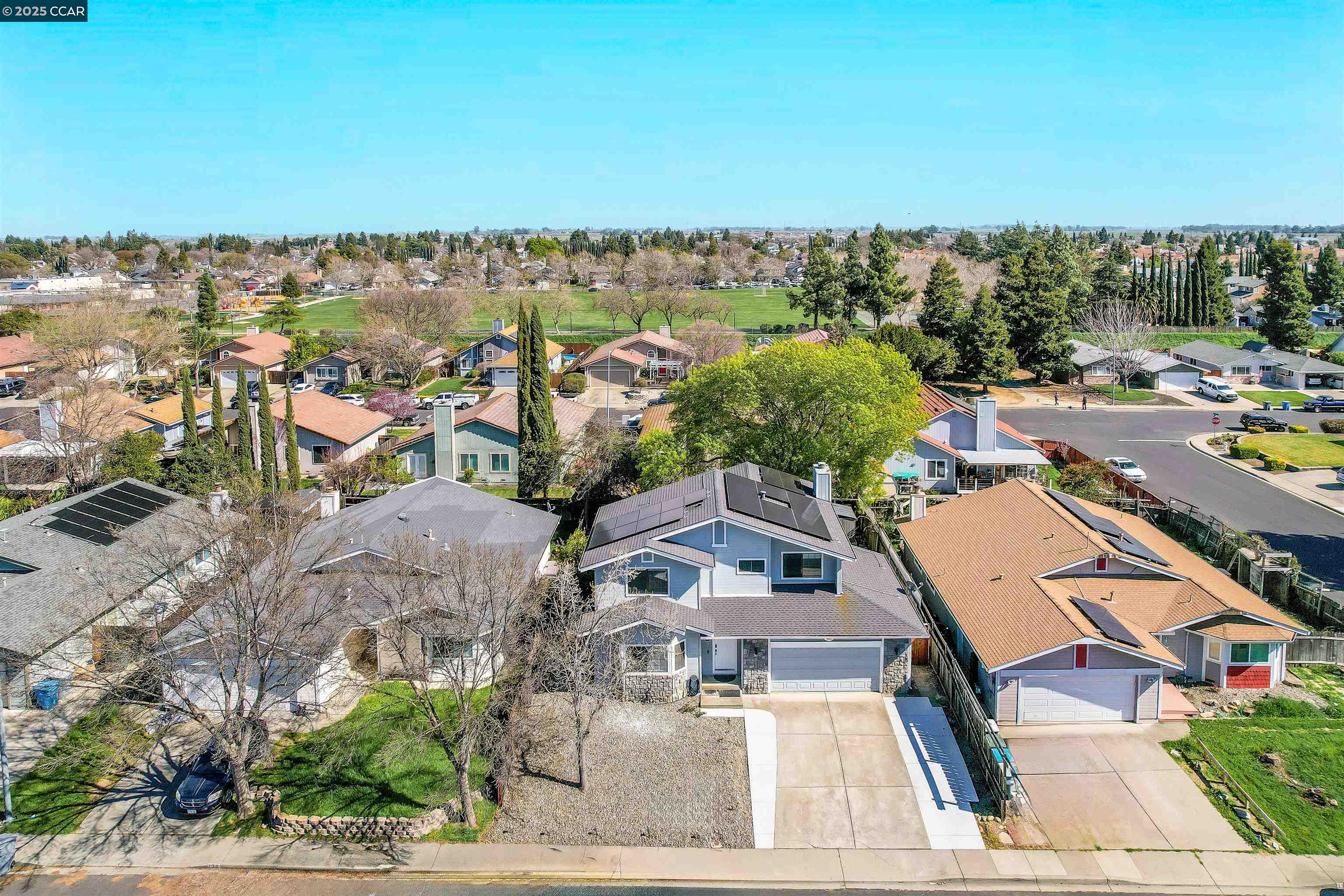 Detail Gallery Image 47 of 48 For 185 Woodridge Cir, Vacaville,  CA 95687 - 4 Beds | 2/1 Baths