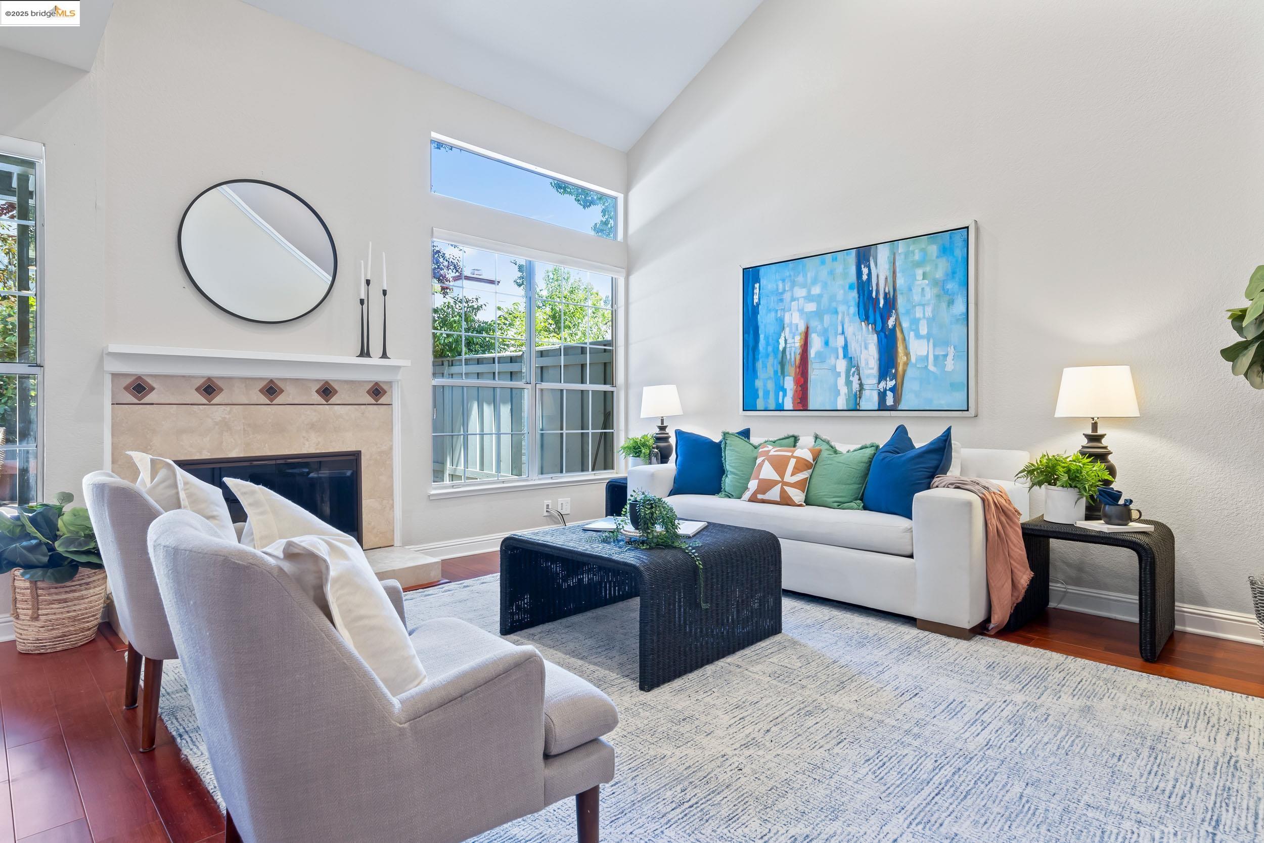 Detail Gallery Image 12 of 38 For 1859 Stratton Cir, Walnut Creek,  CA 94598 - 3 Beds | 3 Baths