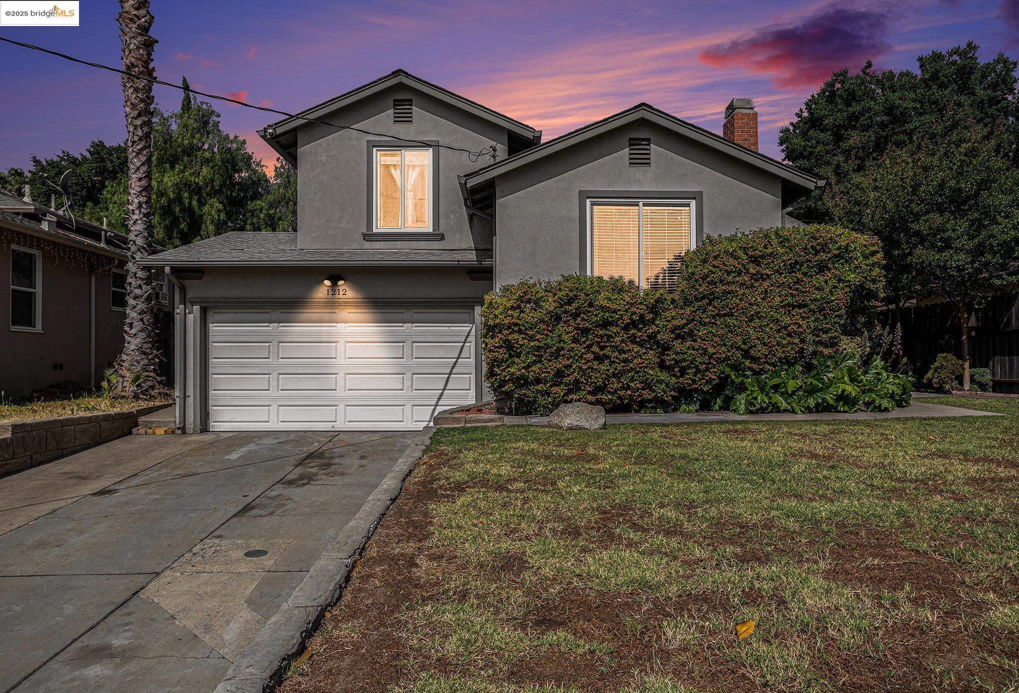 Detail Gallery Image 1 of 29 For 1212 C St, Antioch,  CA 94509 - 4 Beds | 2 Baths