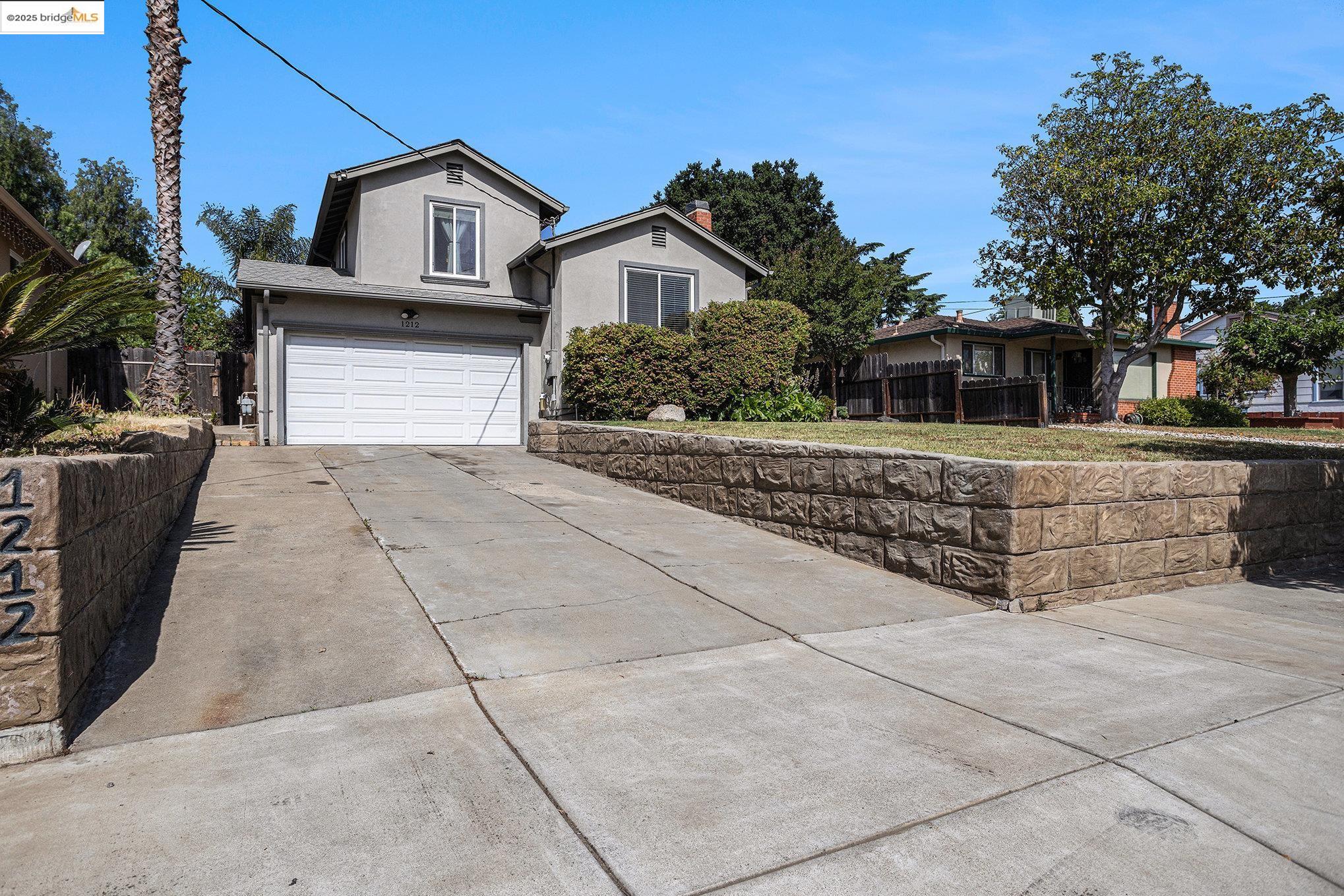 Detail Gallery Image 2 of 29 For 1212 C St, Antioch,  CA 94509 - 4 Beds | 2 Baths