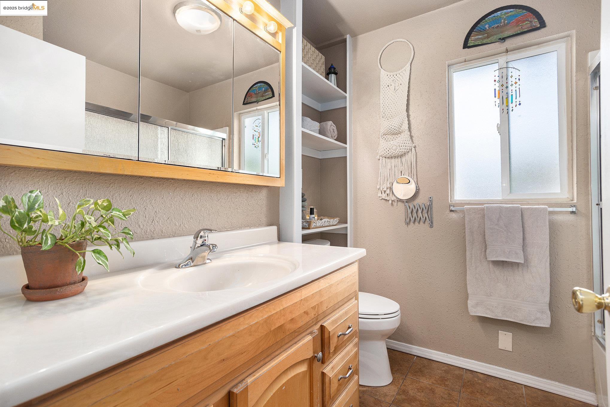 Detail Gallery Image 18 of 29 For 1212 C St, Antioch,  CA 94509 - 4 Beds | 2 Baths