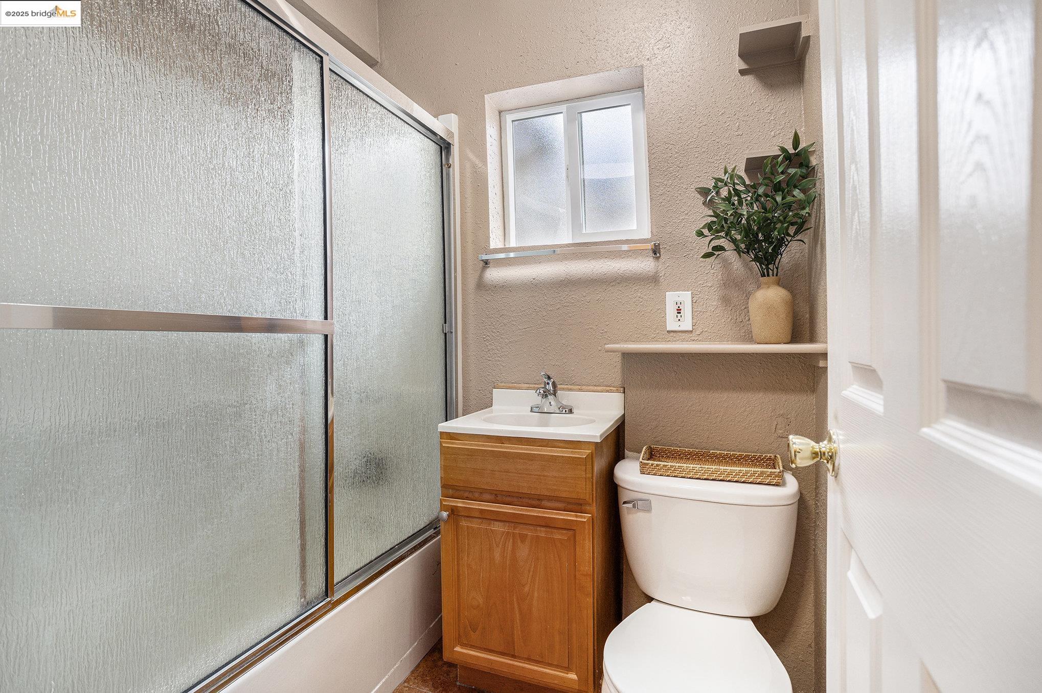 Detail Gallery Image 19 of 29 For 1212 C St, Antioch,  CA 94509 - 4 Beds | 2 Baths