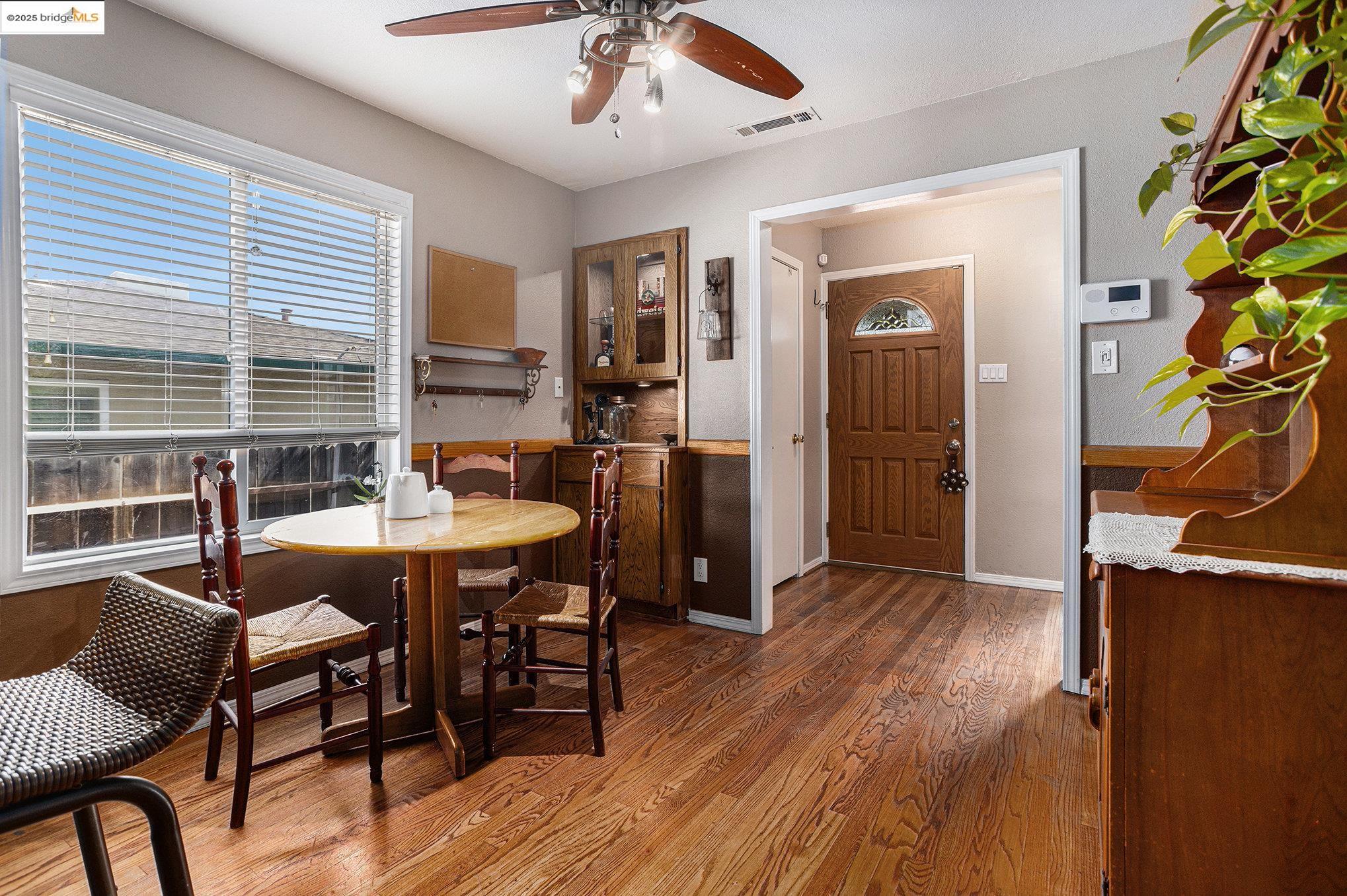 Detail Gallery Image 10 of 29 For 1212 C St, Antioch,  CA 94509 - 4 Beds | 2 Baths