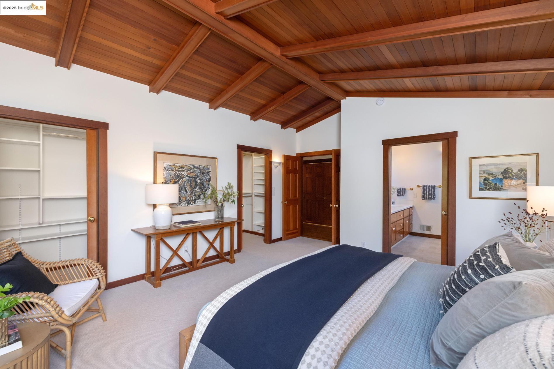 Detail Gallery Image 28 of 60 For 6890 Charing Cross Road, Berkeley,  CA 94705 - 3 Beds | 2/1 Baths