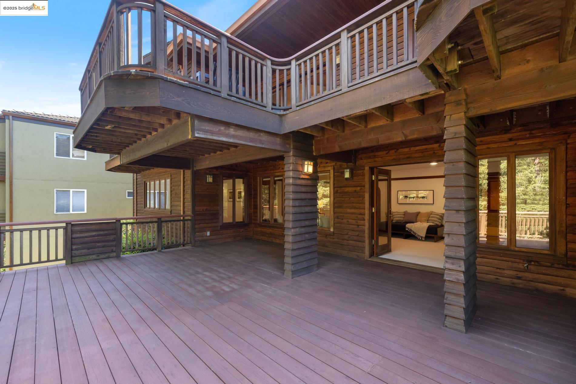 Detail Gallery Image 48 of 60 For 6890 Charing Cross Road, Berkeley,  CA 94705 - 3 Beds | 2/1 Baths