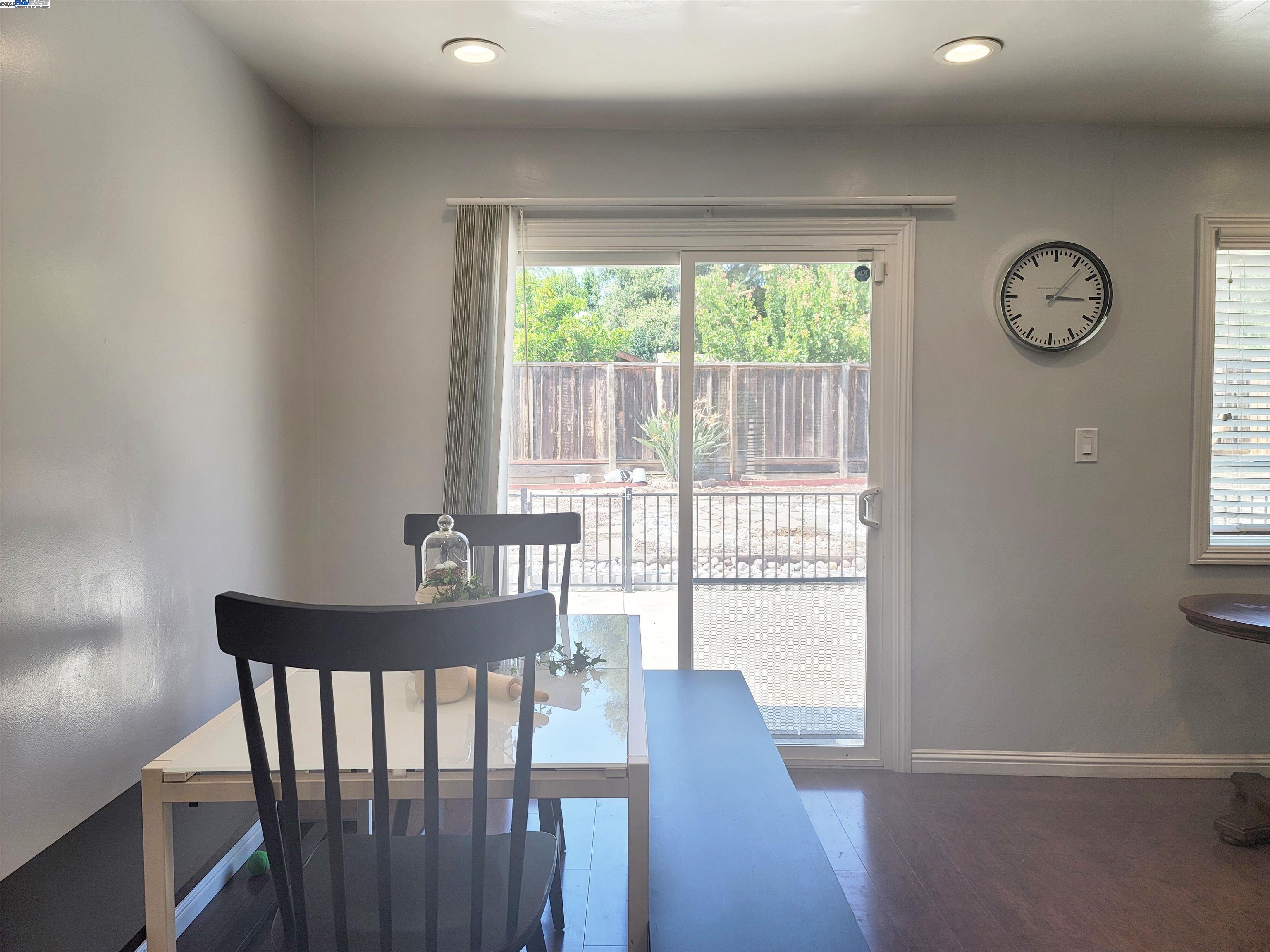 Detail Gallery Image 5 of 15 For 2802 Tennessee St, Vallejo,  CA 94591 - 3 Beds | 1 Baths