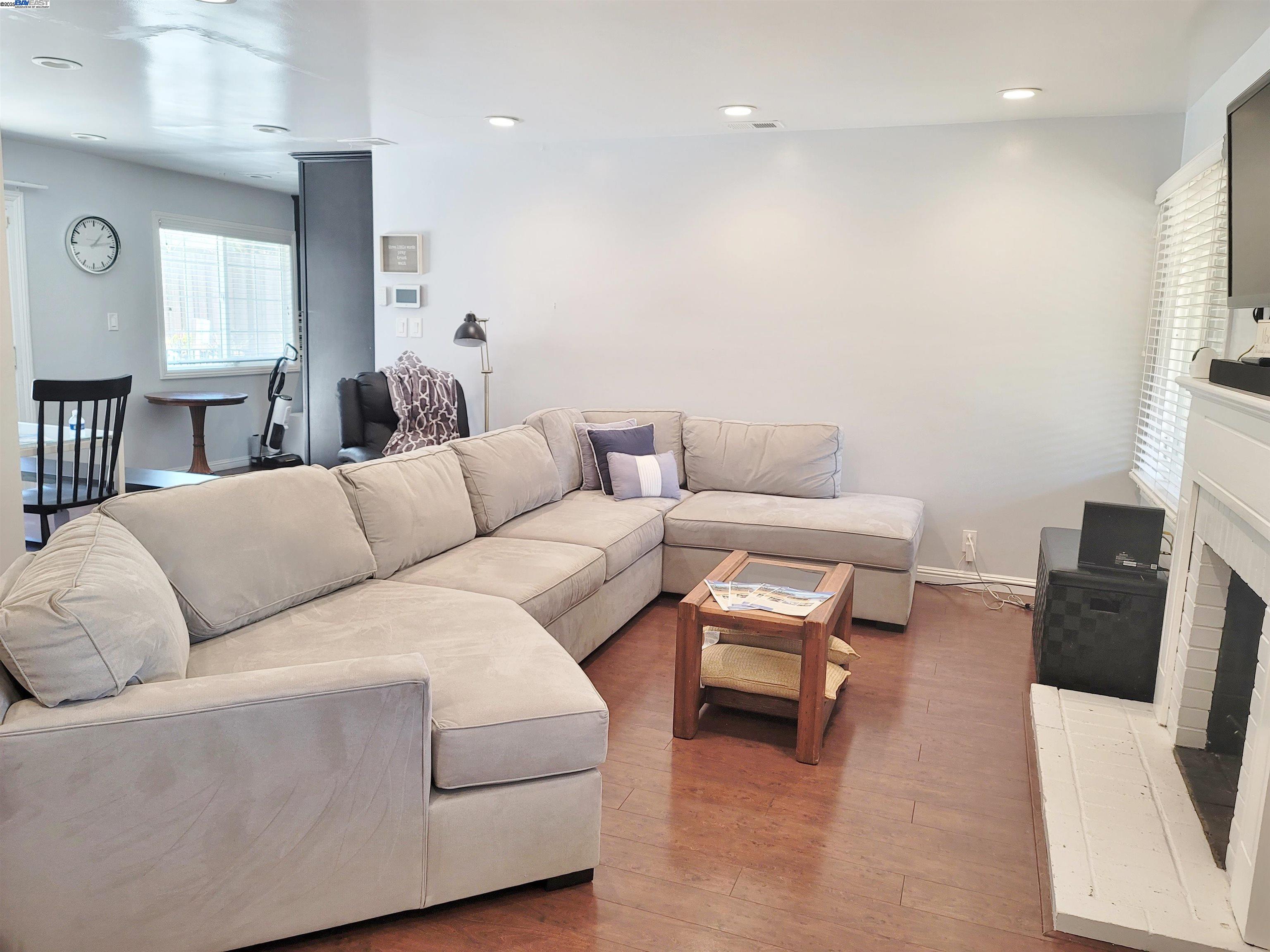 Detail Gallery Image 9 of 22 For 2802 Tennessee St, Vallejo,  CA 94591 - 3 Beds | 1 Baths
