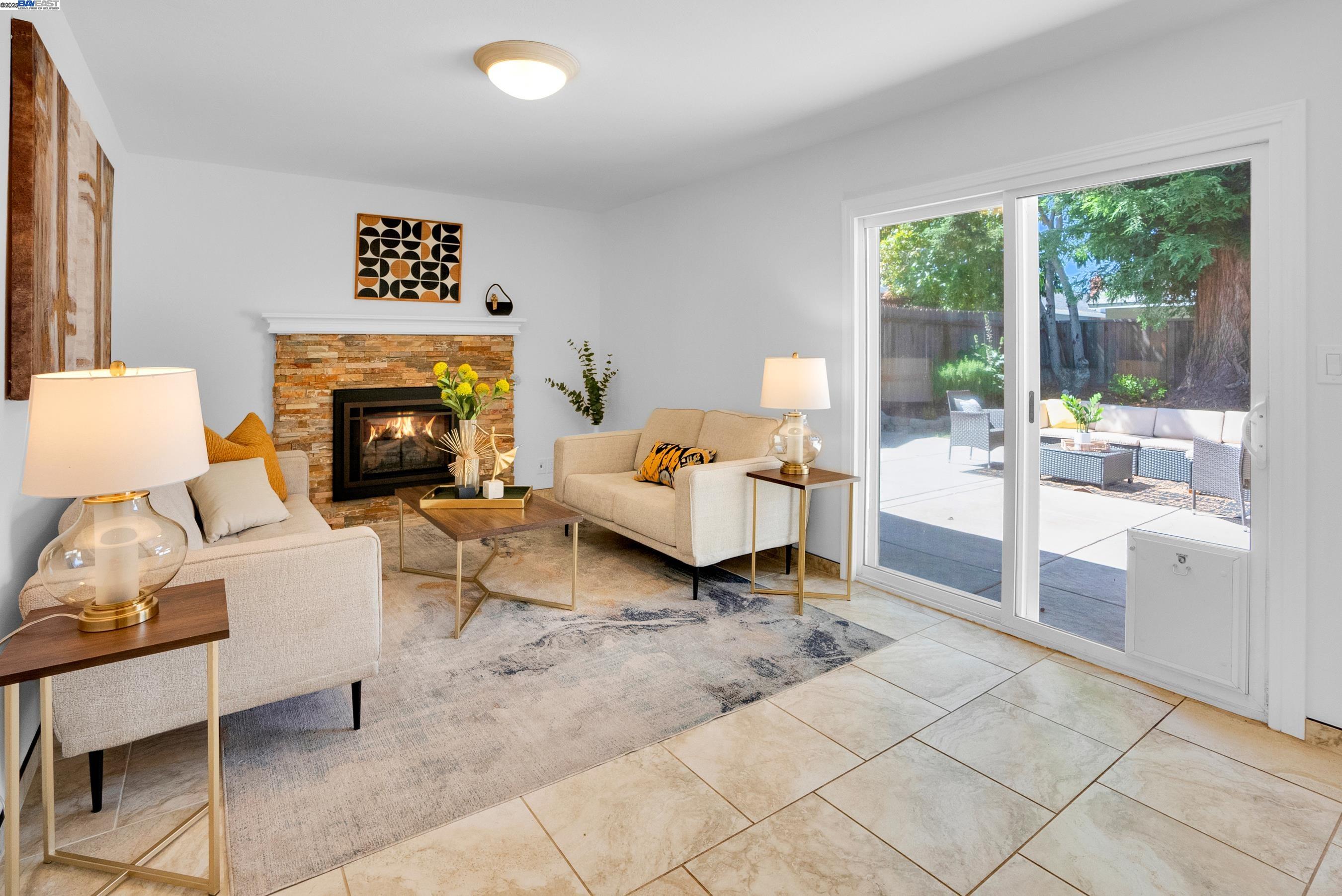 Detail Gallery Image 14 of 30 For 1761 W Campbell Ave, Campbell,  CA 95008 - 3 Beds | 2 Baths