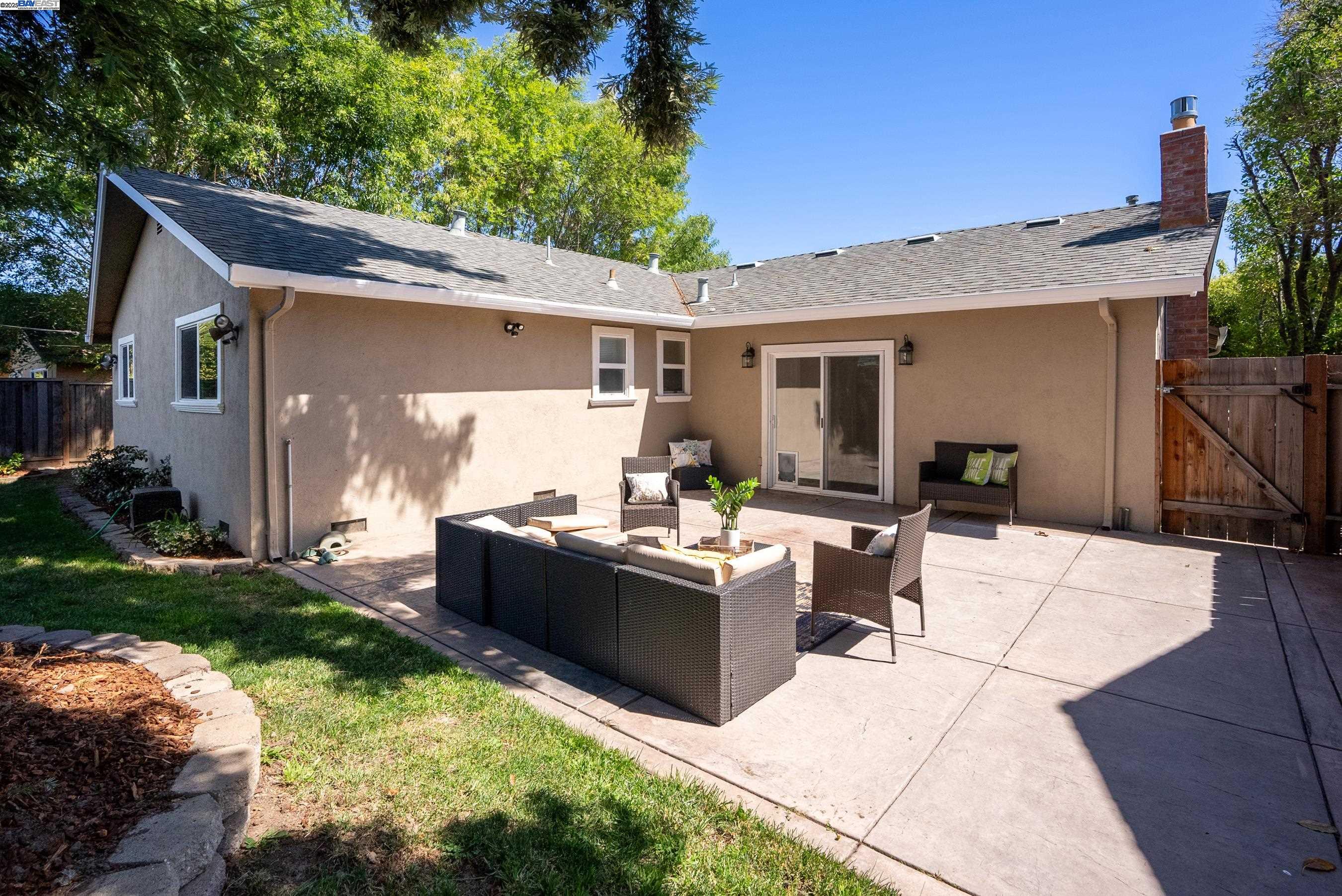 Detail Gallery Image 29 of 30 For 1761 W Campbell Ave, Campbell,  CA 95008 - 3 Beds | 2 Baths
