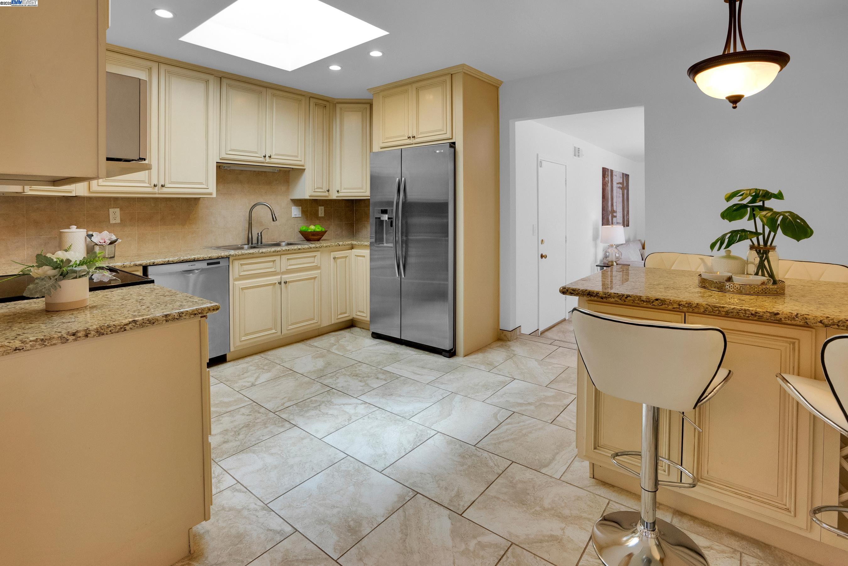 Detail Gallery Image 9 of 30 For 1761 W Campbell Ave, Campbell,  CA 95008 - 3 Beds | 2 Baths