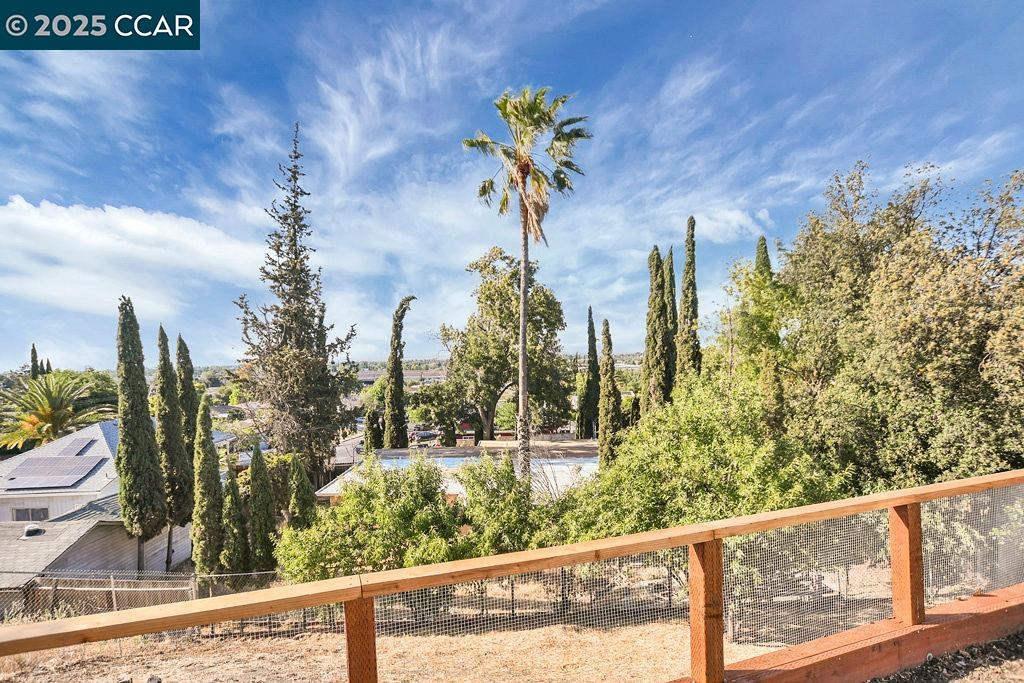 Detail Gallery Image 23 of 27 For 417 Lynn Ave, Antioch,  CA 94509 - 3 Beds | 2 Baths