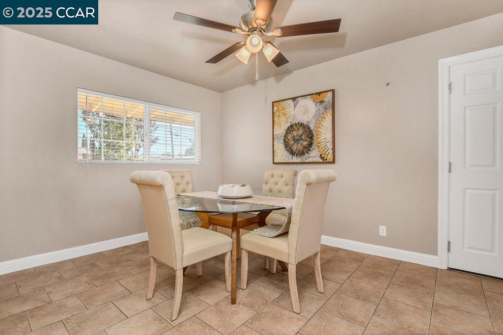 Detail Gallery Image 6 of 27 For 417 Lynn Ave, Antioch,  CA 94509 - 3 Beds | 2 Baths