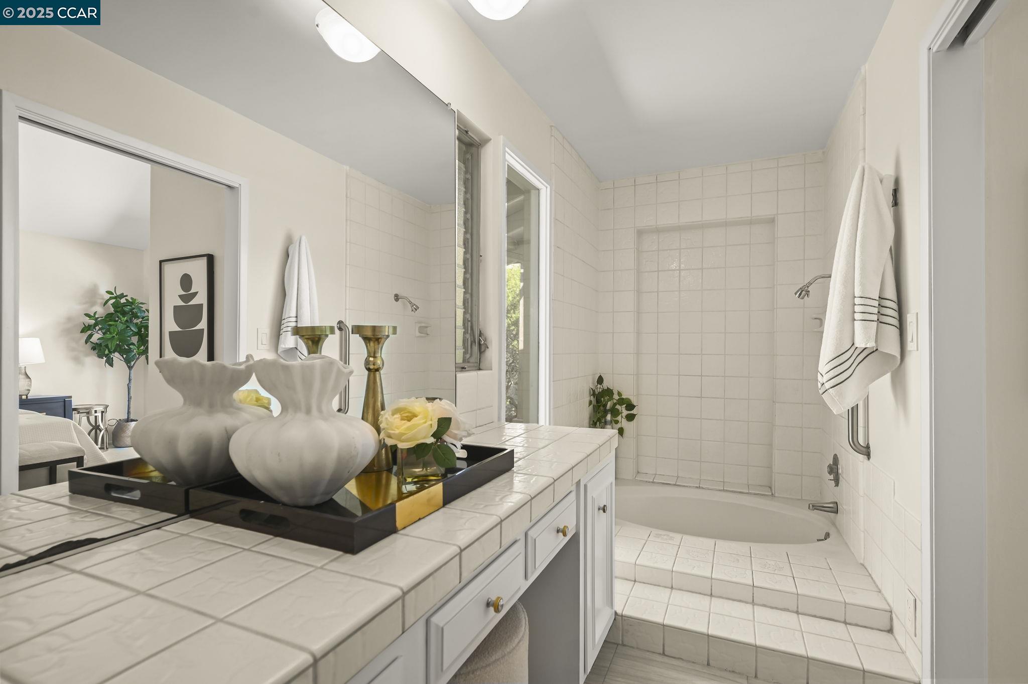 Detail Gallery Image 27 of 58 For 149 Castle Ct, Lafayette,  CA 94549 - 4 Beds | 2/1 Baths