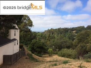 Detail Gallery Image 11 of 16 For 3257 Monterey Blvd., Oakland,  CA 94602 - – Beds | – Baths