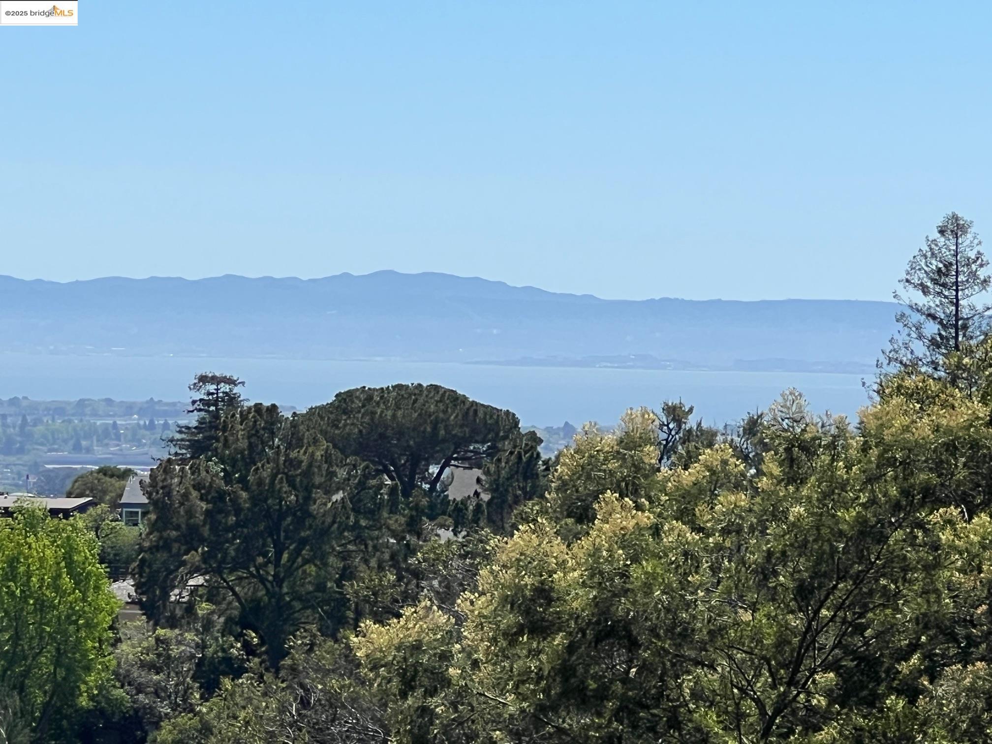Detail Gallery Image 5 of 16 For 3257 Monterey Blvd., Oakland,  CA 94602 - – Beds | – Baths