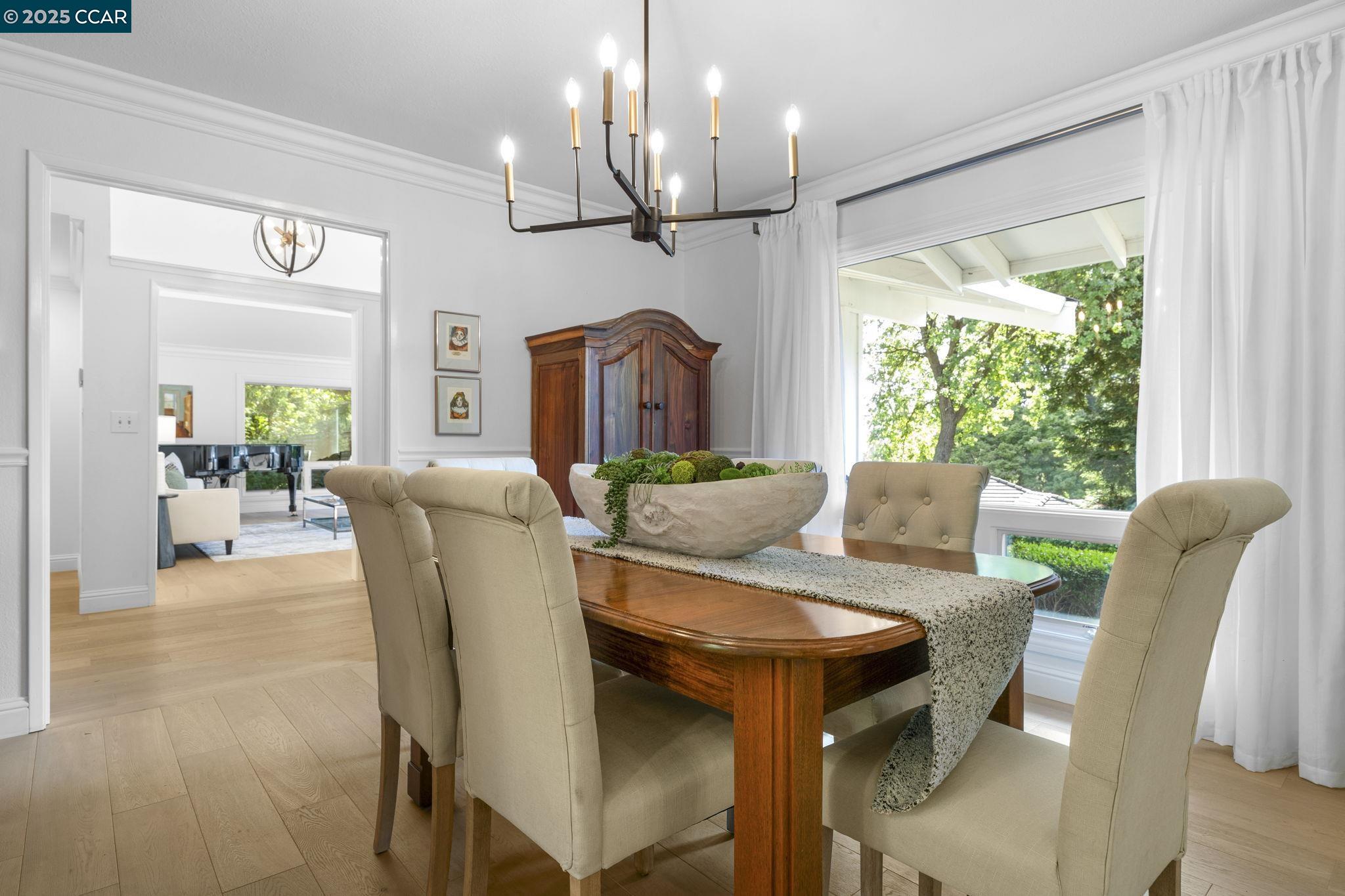 Detail Gallery Image 11 of 54 For 120 Heritage Oaks Pl, Alamo,  CA 94507 - 4 Beds | 3 Baths