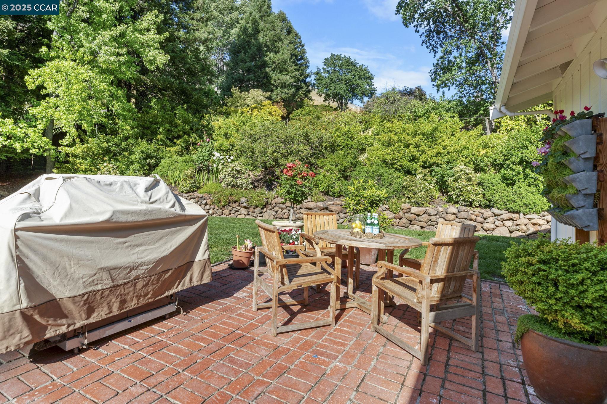 Detail Gallery Image 41 of 54 For 120 Heritage Oaks Pl, Alamo,  CA 94507 - 4 Beds | 3 Baths