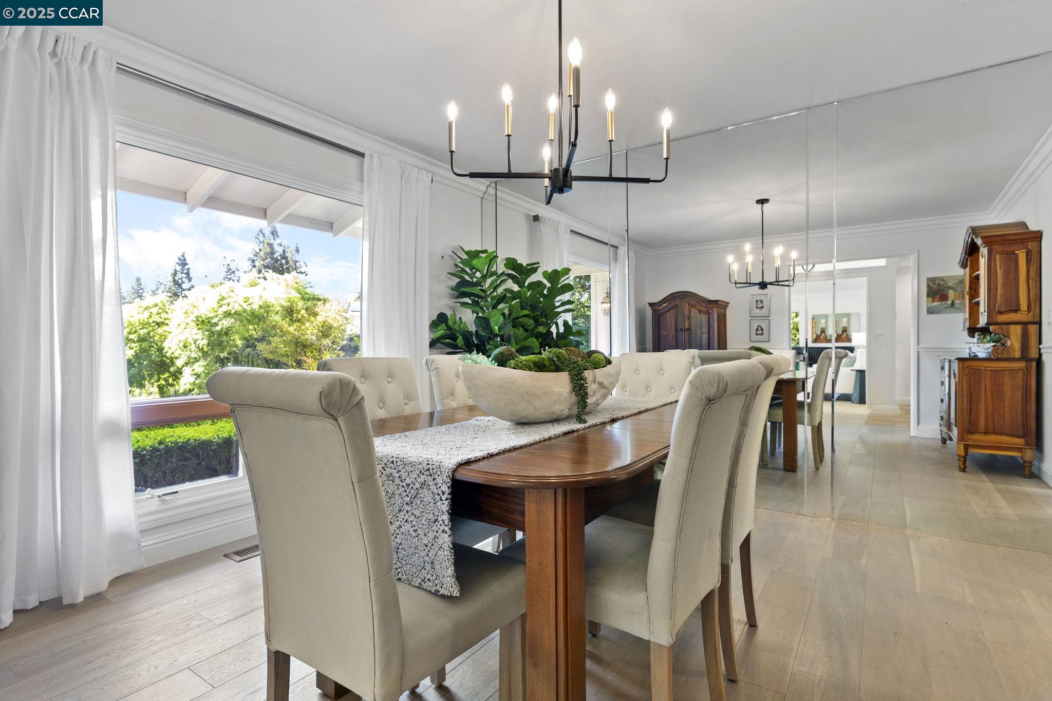Detail Gallery Image 9 of 54 For 120 Heritage Oaks Pl, Alamo,  CA 94507 - 4 Beds | 3 Baths