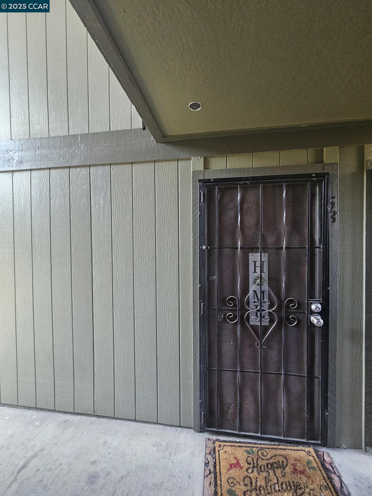 Detail Gallery Image 2 of 4 For 1133 Meadow Ln #53,  Concord,  CA 94520 - 1 Beds | 1 Baths