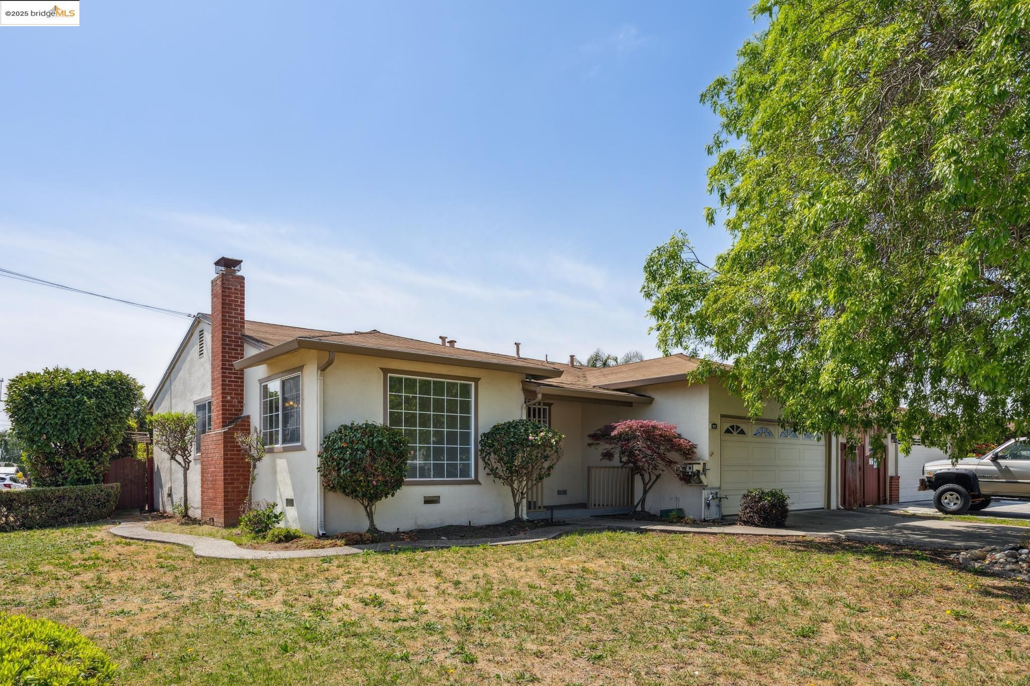 Detail Gallery Image 1 of 42 For 1608 Lanier Ave, San Leandro,  CA 94579 - 3 Beds | 2 Baths