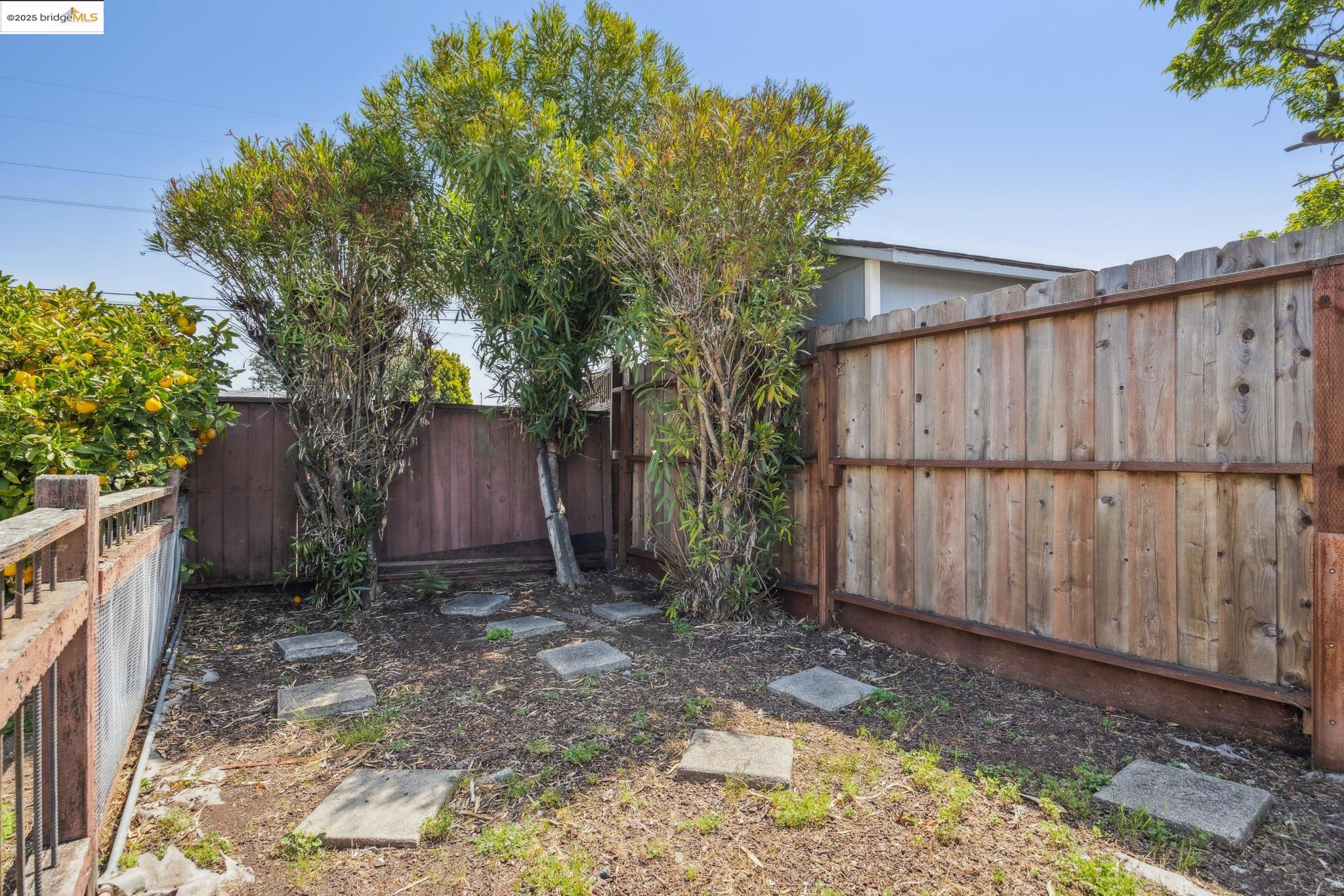Detail Gallery Image 39 of 42 For 1608 Lanier Ave, San Leandro,  CA 94579 - 3 Beds | 2 Baths