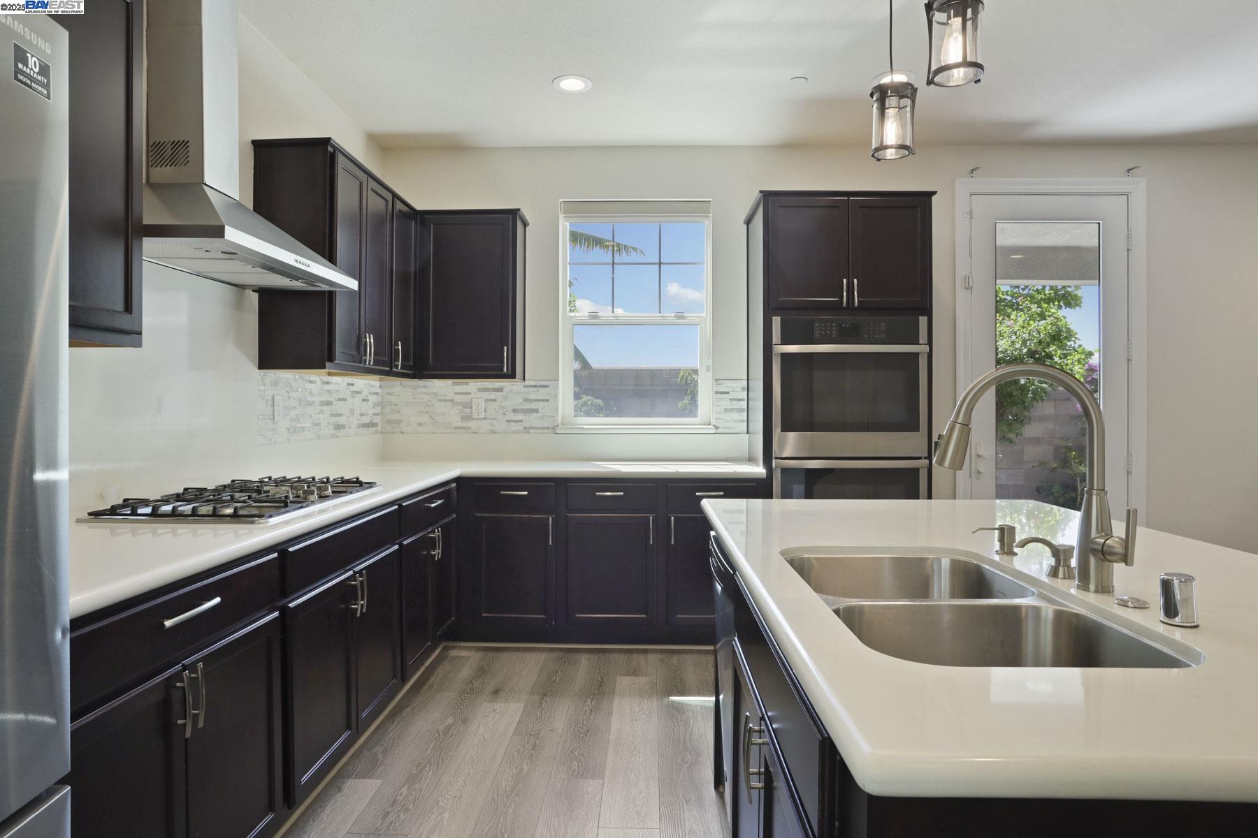 Detail Gallery Image 25 of 60 For 1503 S Oliveira Dr, Mountain House,  CA 95391 - 4 Beds | 3 Baths
