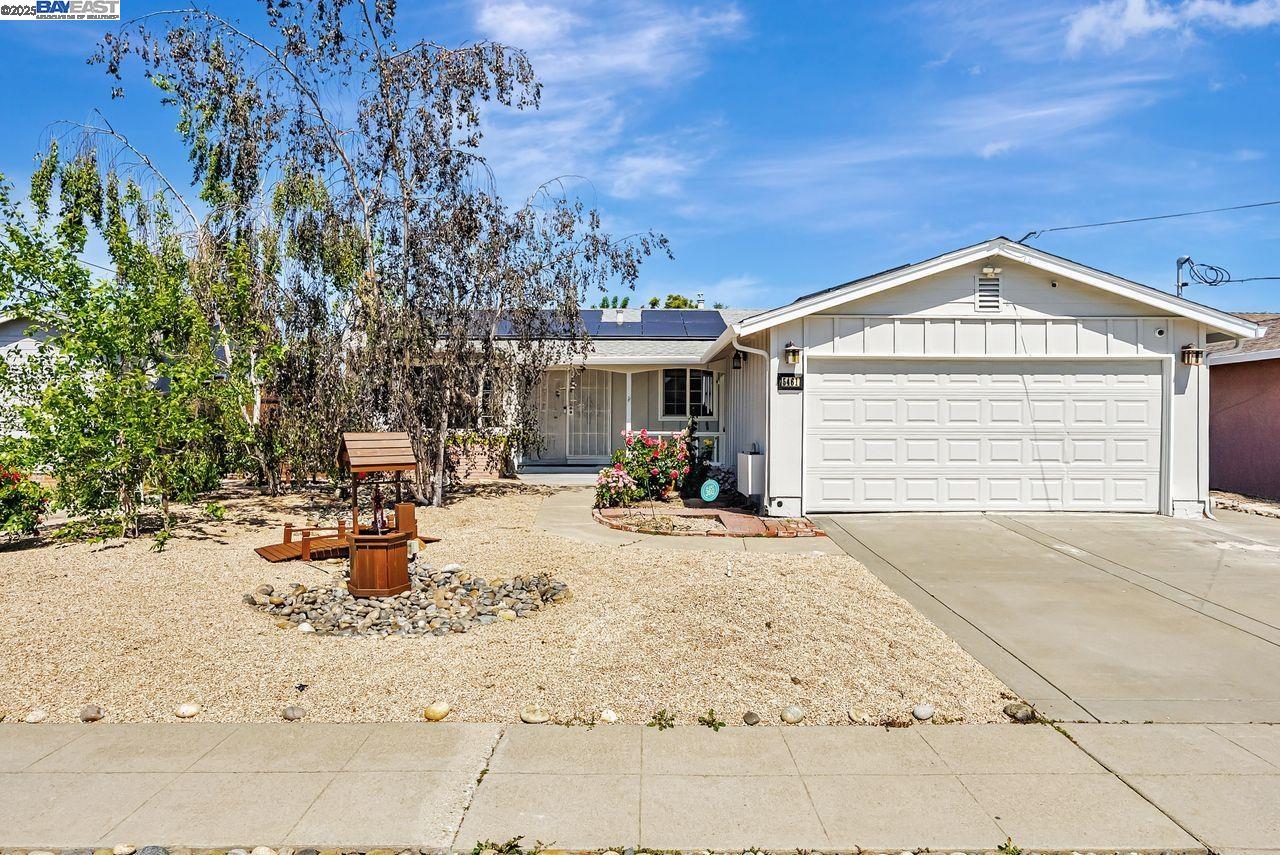 Detail Gallery Image 1 of 34 For 5461 Lafayette Ave, Newark,  CA 94560 - 3 Beds | 2 Baths
