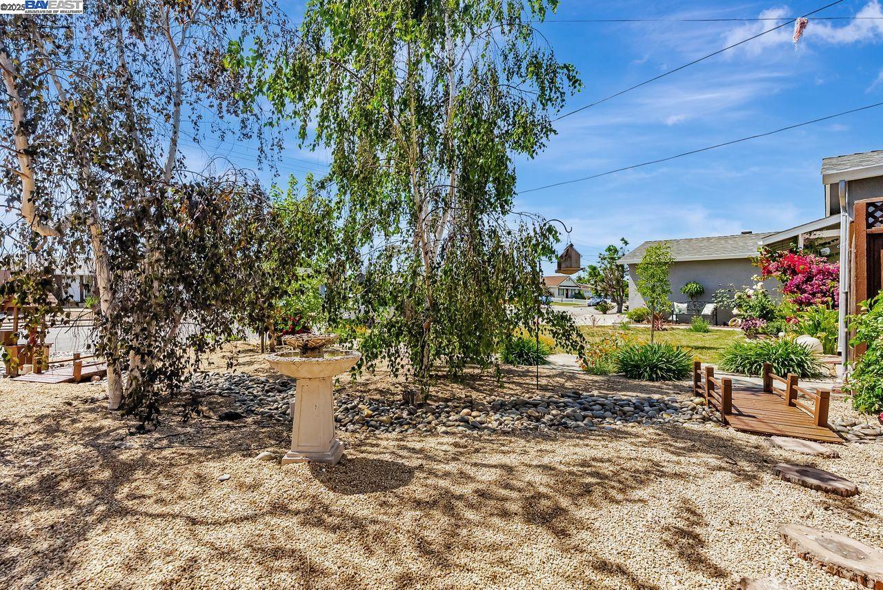 Detail Gallery Image 33 of 34 For 5461 Lafayette Ave, Newark,  CA 94560 - 3 Beds | 2 Baths