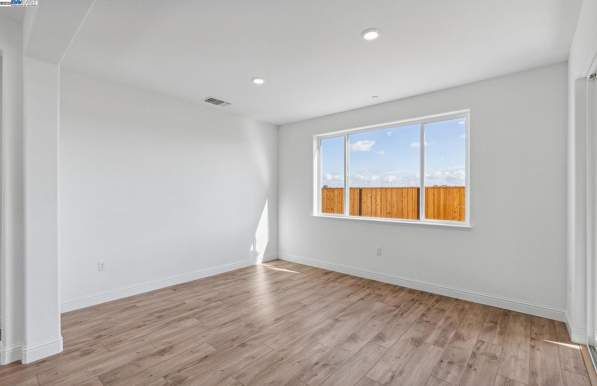 Detail Gallery Image 13 of 49 For 1138 Bradbury Dr, Discovery Bay,  CA 94505 - 6 Beds | 4 Baths