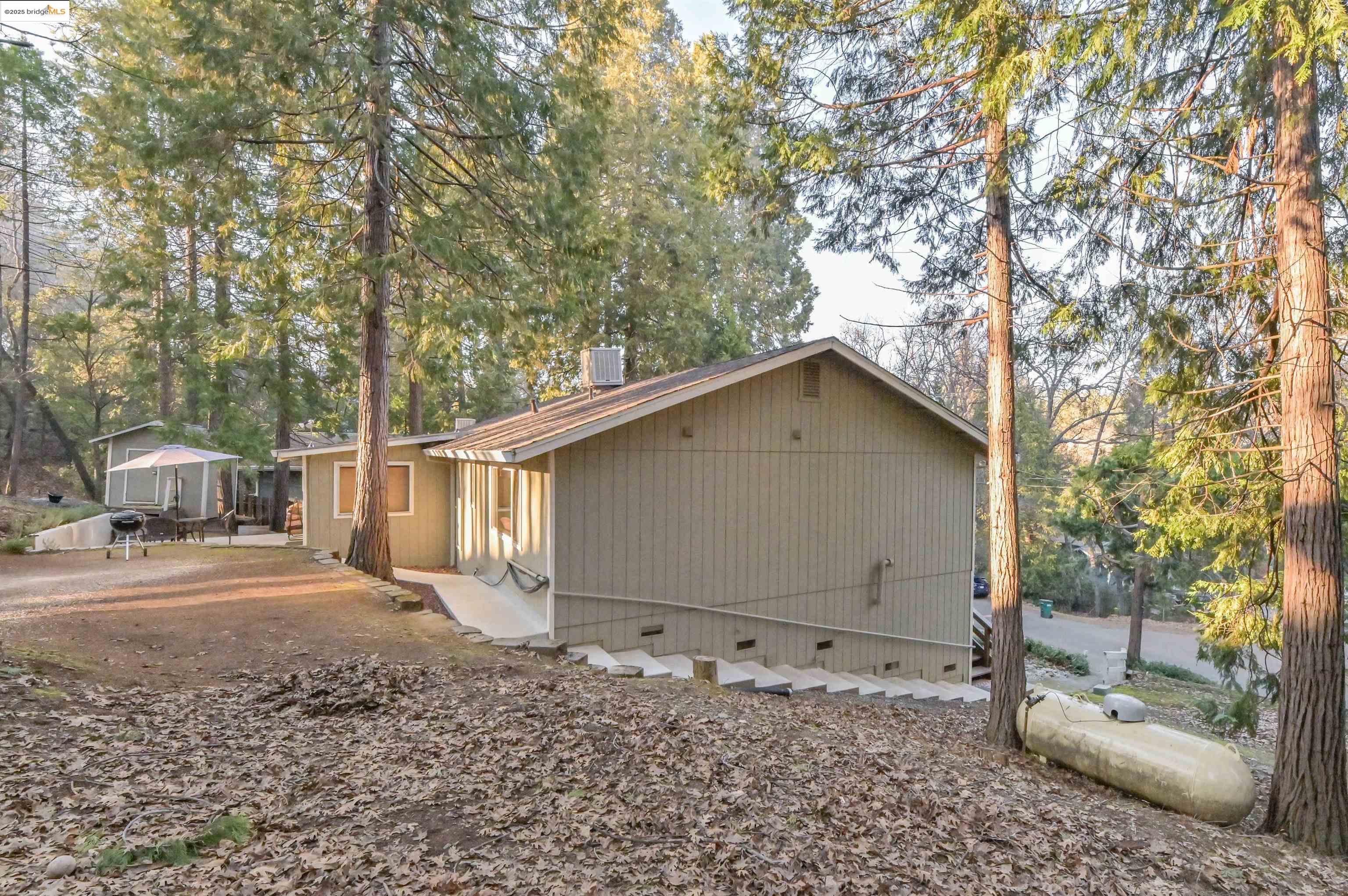 Detail Gallery Image 16 of 56 For 21410 Green Meadow Lane, Sonora,  CA 95370 - 3 Beds | 2 Baths