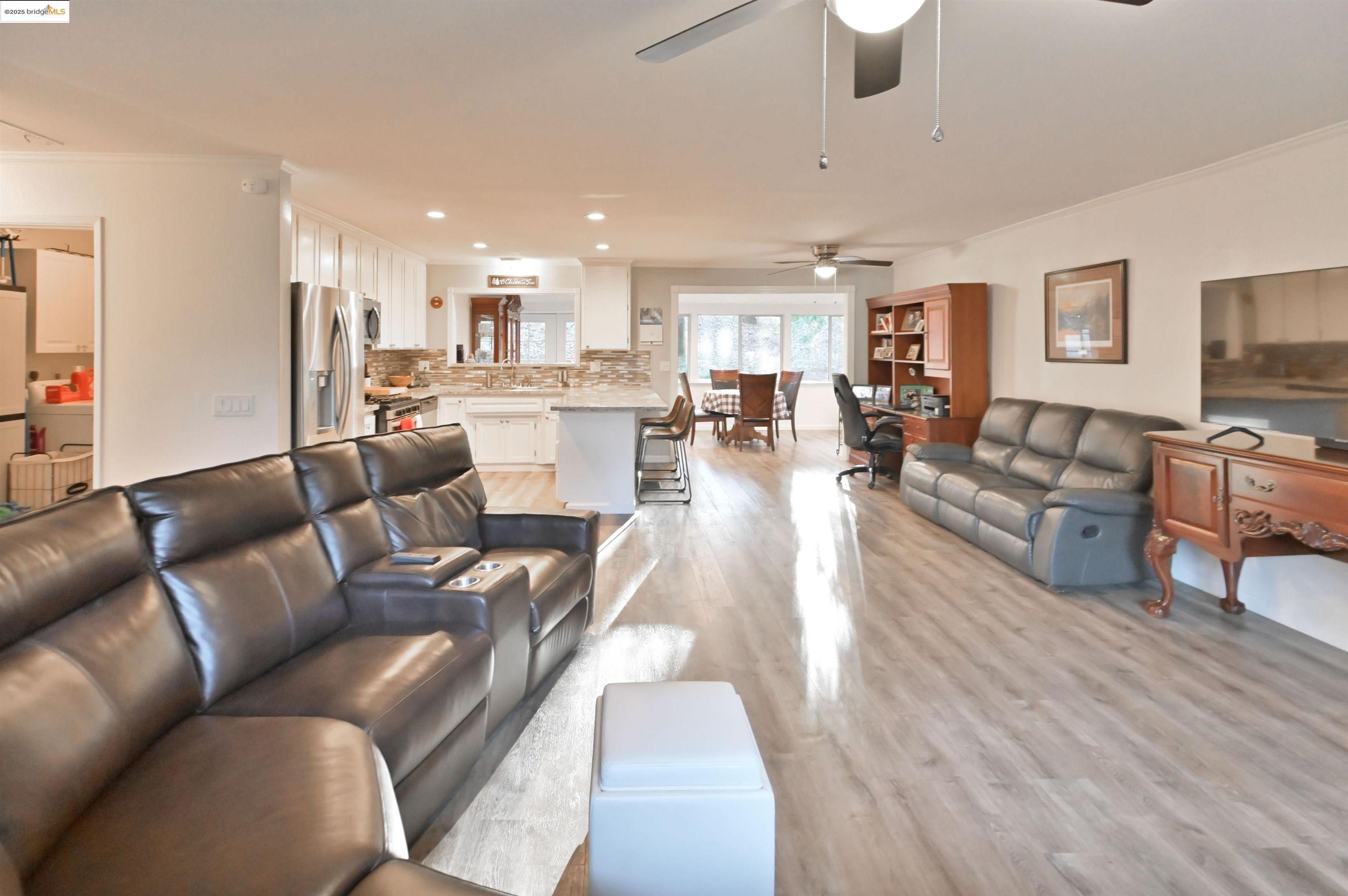 Detail Gallery Image 23 of 56 For 21410 Green Meadow Lane, Sonora,  CA 95370 - 3 Beds | 2 Baths