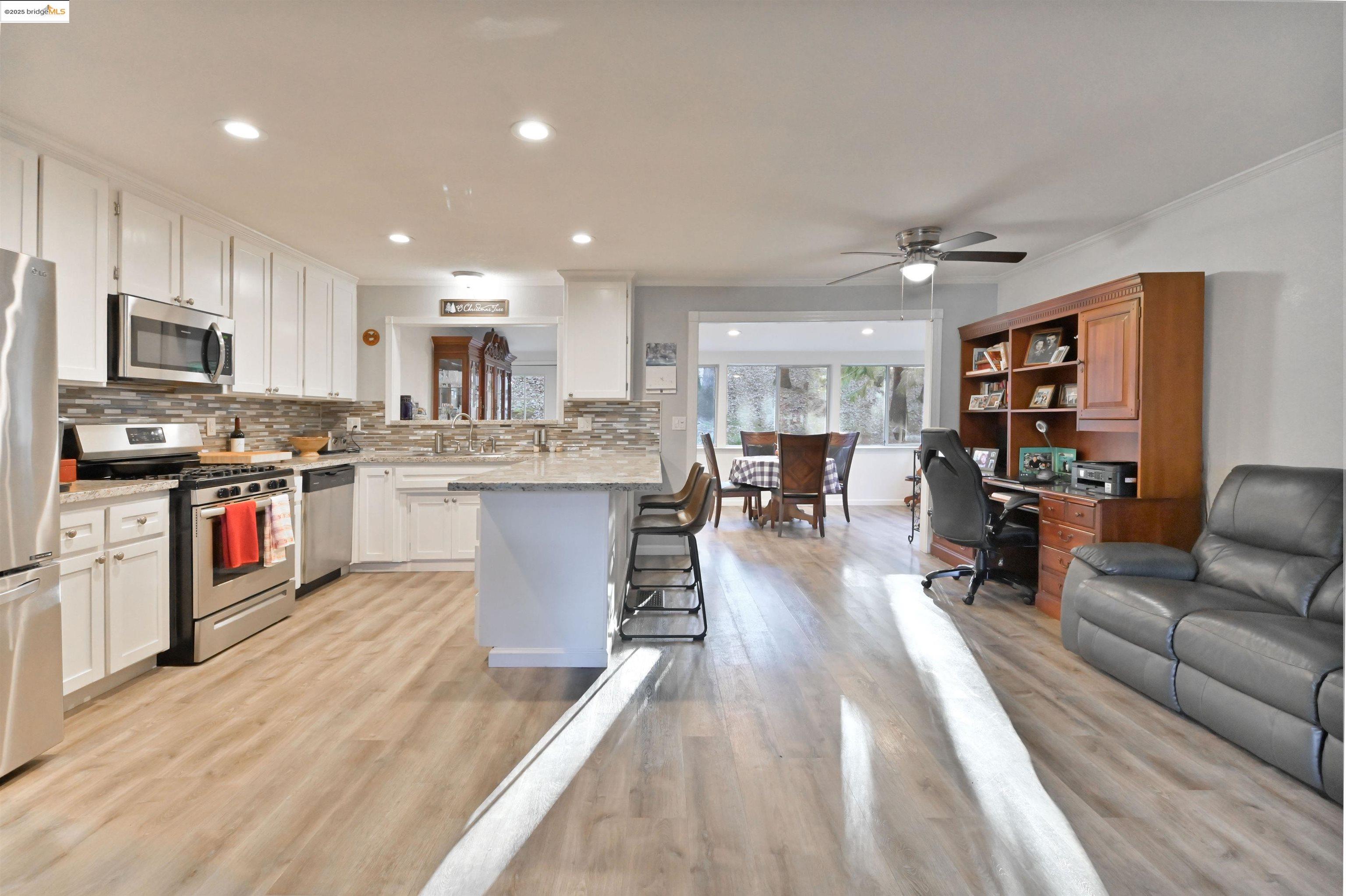Detail Gallery Image 25 of 56 For 21410 Green Meadow Lane, Sonora,  CA 95370 - 3 Beds | 2 Baths