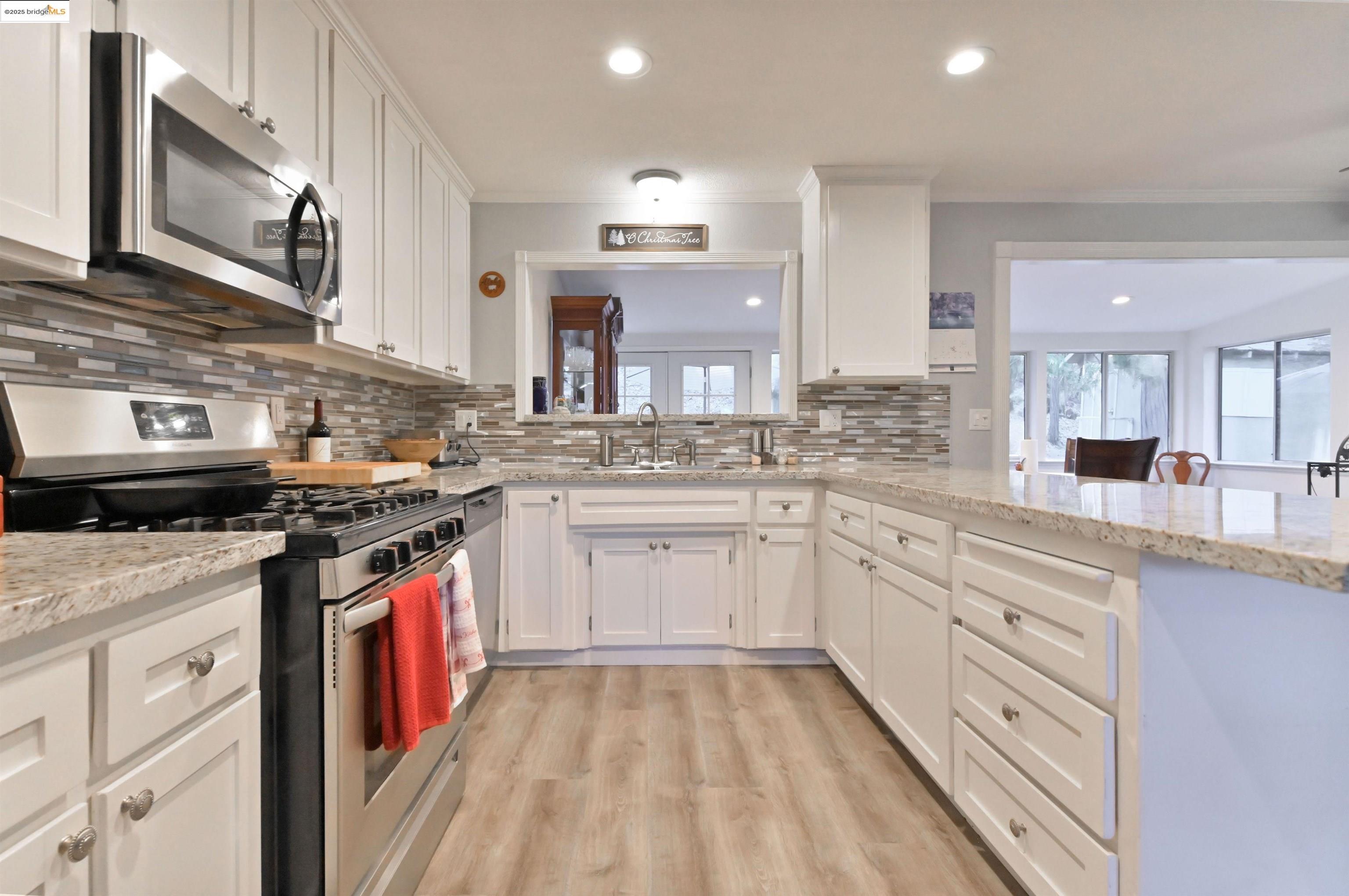 Detail Gallery Image 27 of 56 For 21410 Green Meadow Lane, Sonora,  CA 95370 - 3 Beds | 2 Baths