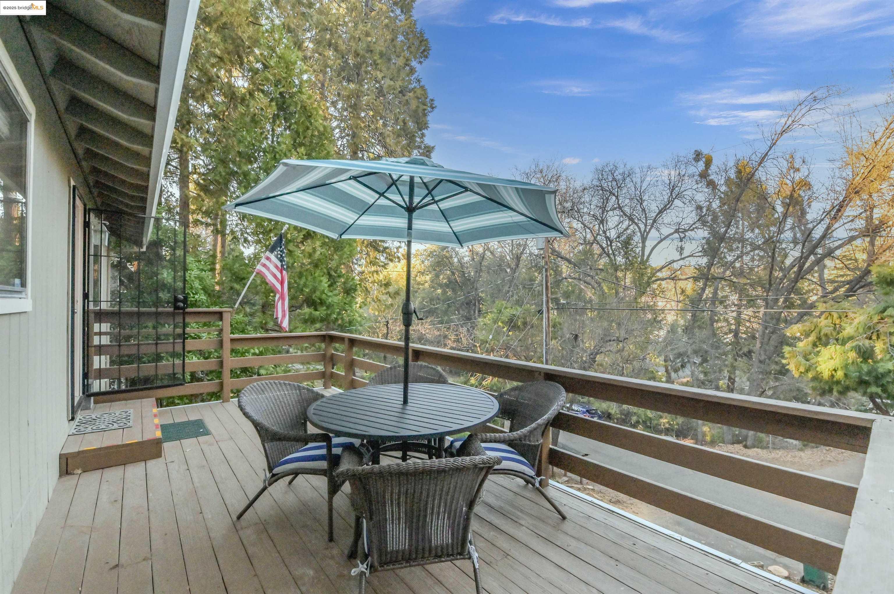 Detail Gallery Image 6 of 56 For 21410 Green Meadow Lane, Sonora,  CA 95370 - 3 Beds | 2 Baths