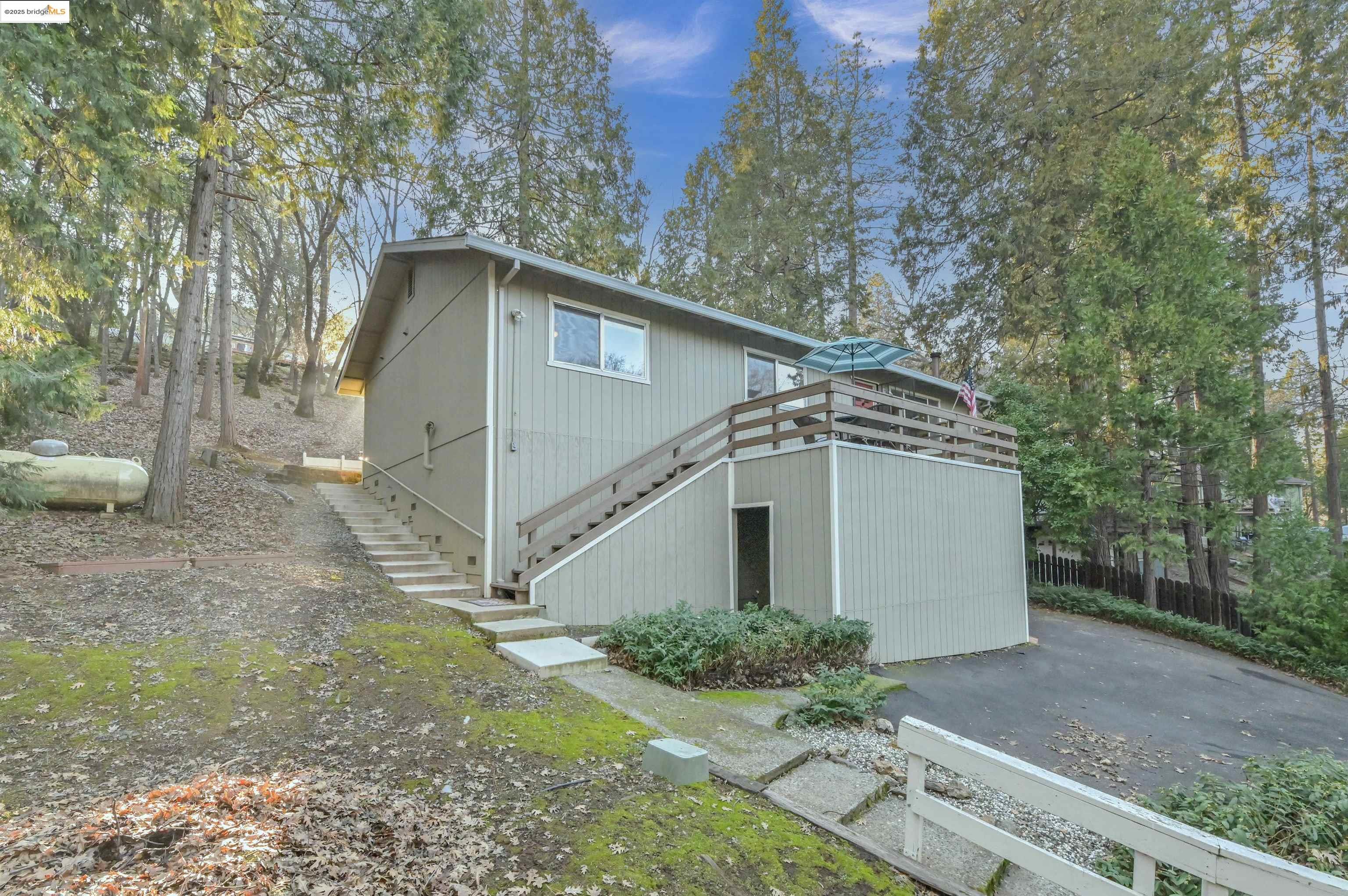 Detail Gallery Image 9 of 56 For 21410 Green Meadow Lane, Sonora,  CA 95370 - 3 Beds | 2 Baths