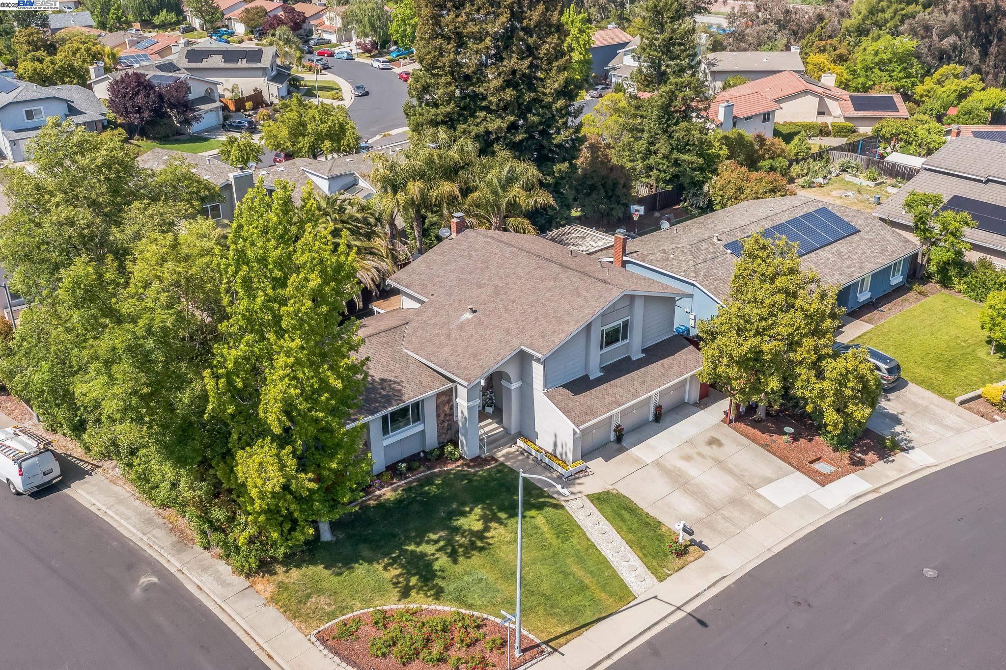 Detail Gallery Image 4 of 60 For 2740 Mohawk Cir, San Ramon,  CA 94583 - 4 Beds | 3 Baths