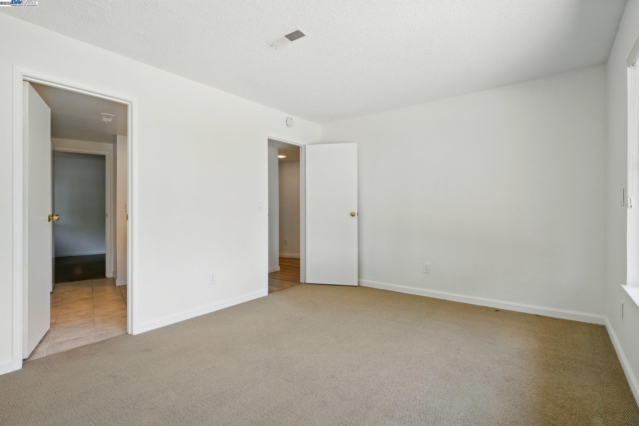 Detail Gallery Image 44 of 57 For 100 Country Club Dr, Novato,  CA 94949 - 3 Beds | 2/1 Baths